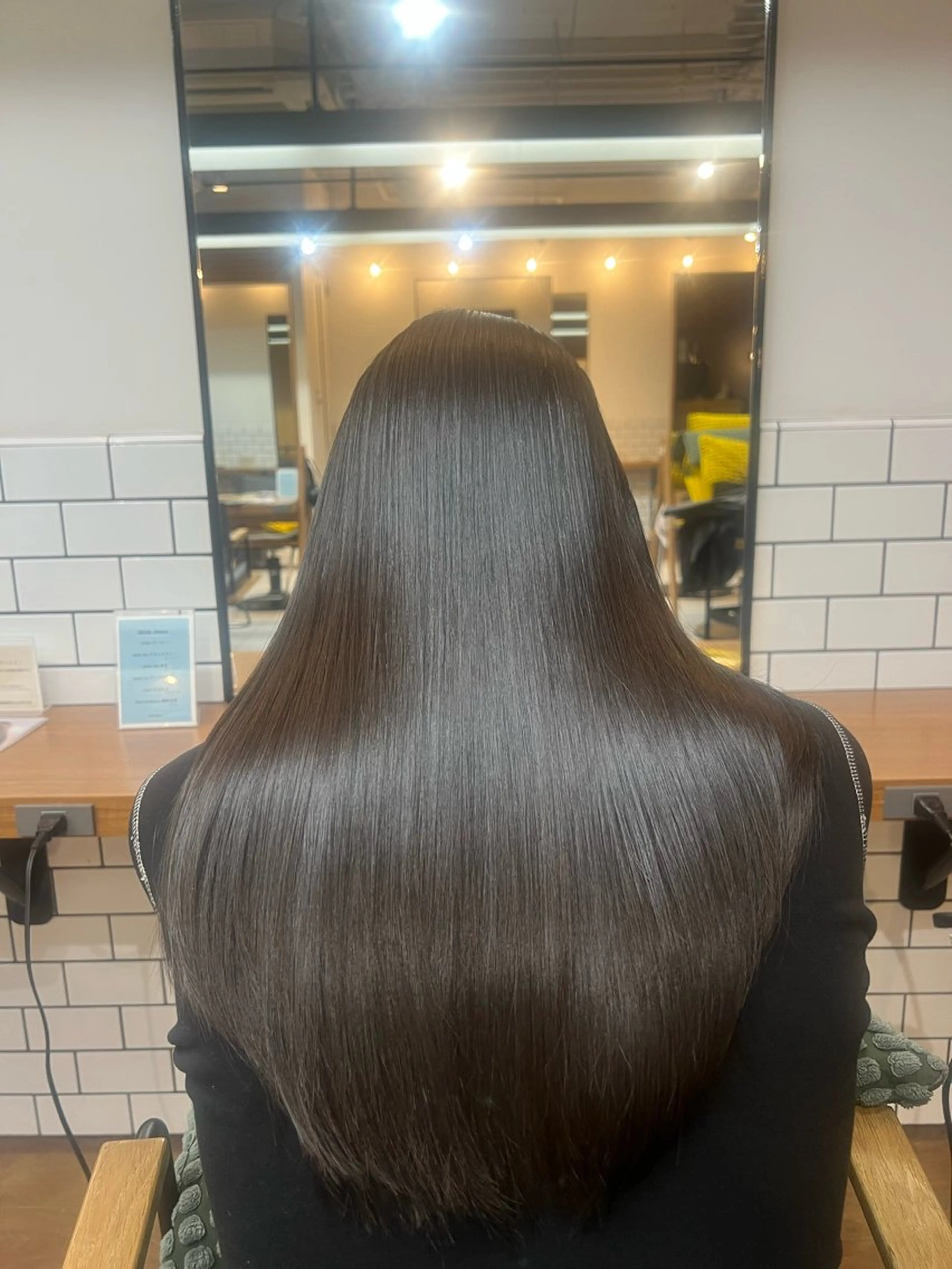 ロング カット 縮毛矯正 トリートメント 【艶髪】💐韓国風× 透明感💐深江裕稀のヘアスタイル