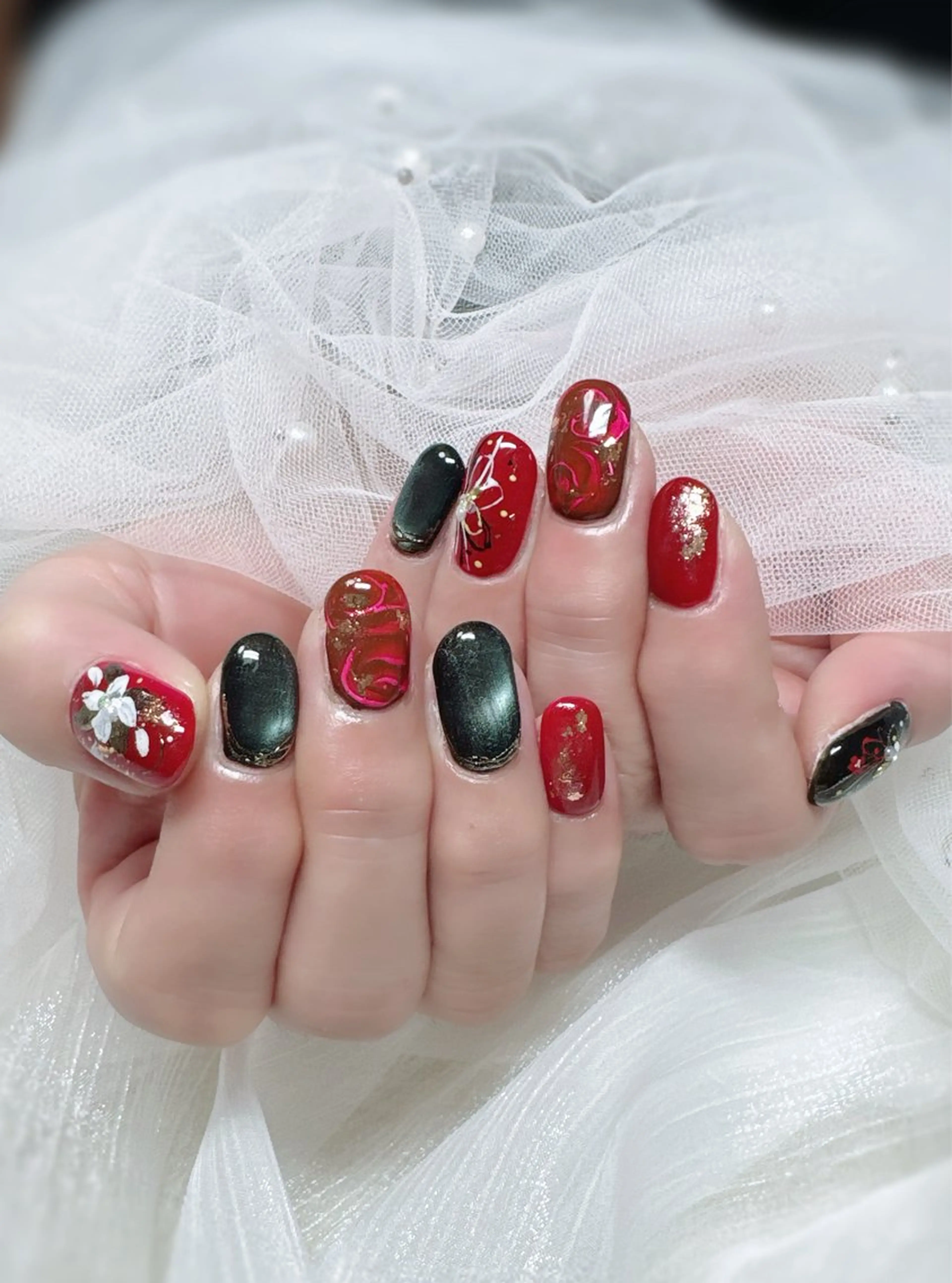 ネイル 高島 夏海のネイルデザイン