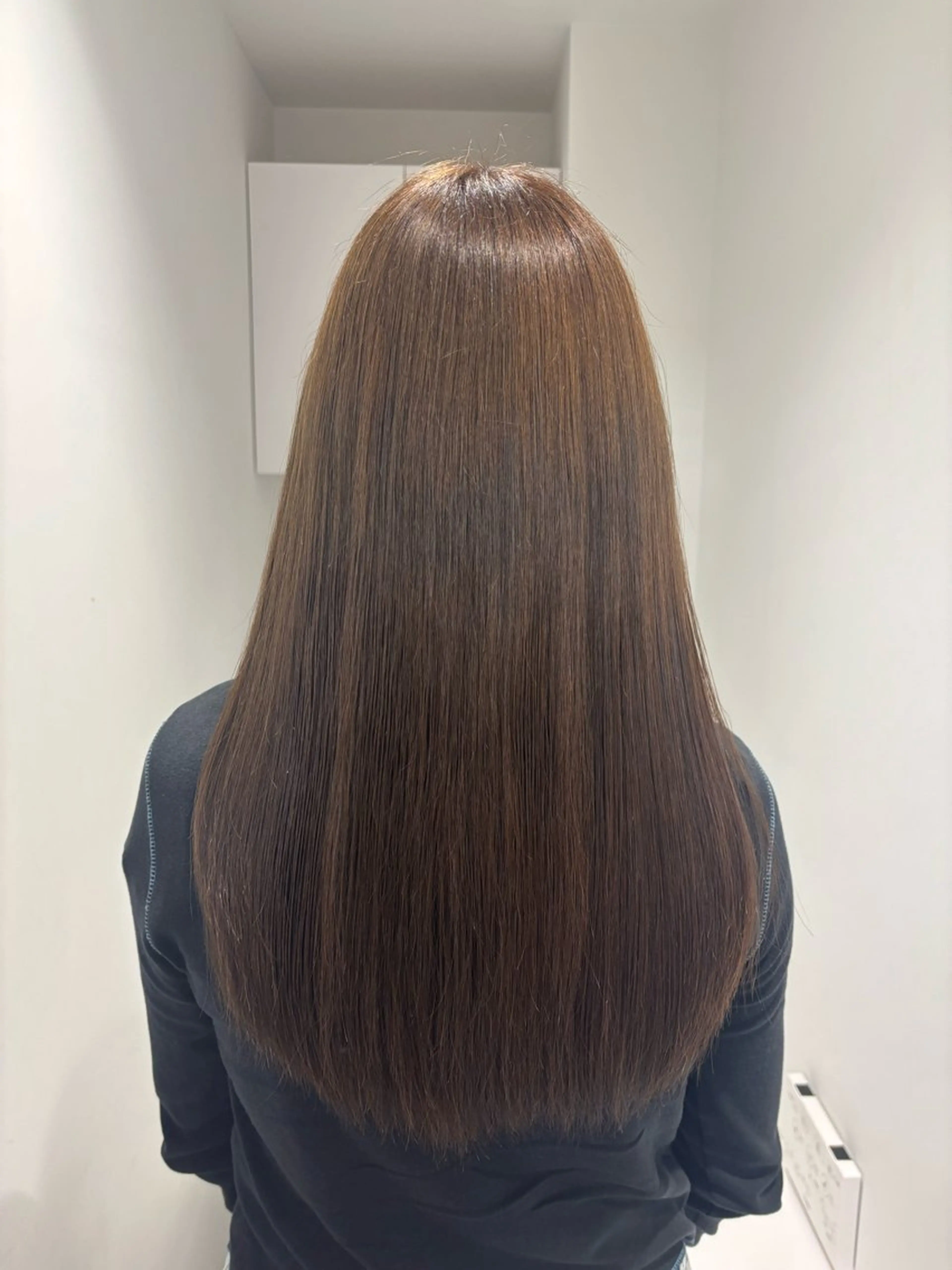 ロング ヘアカラー リン🔔ボブ cut ベージュカラー🤎のヘアスタイル