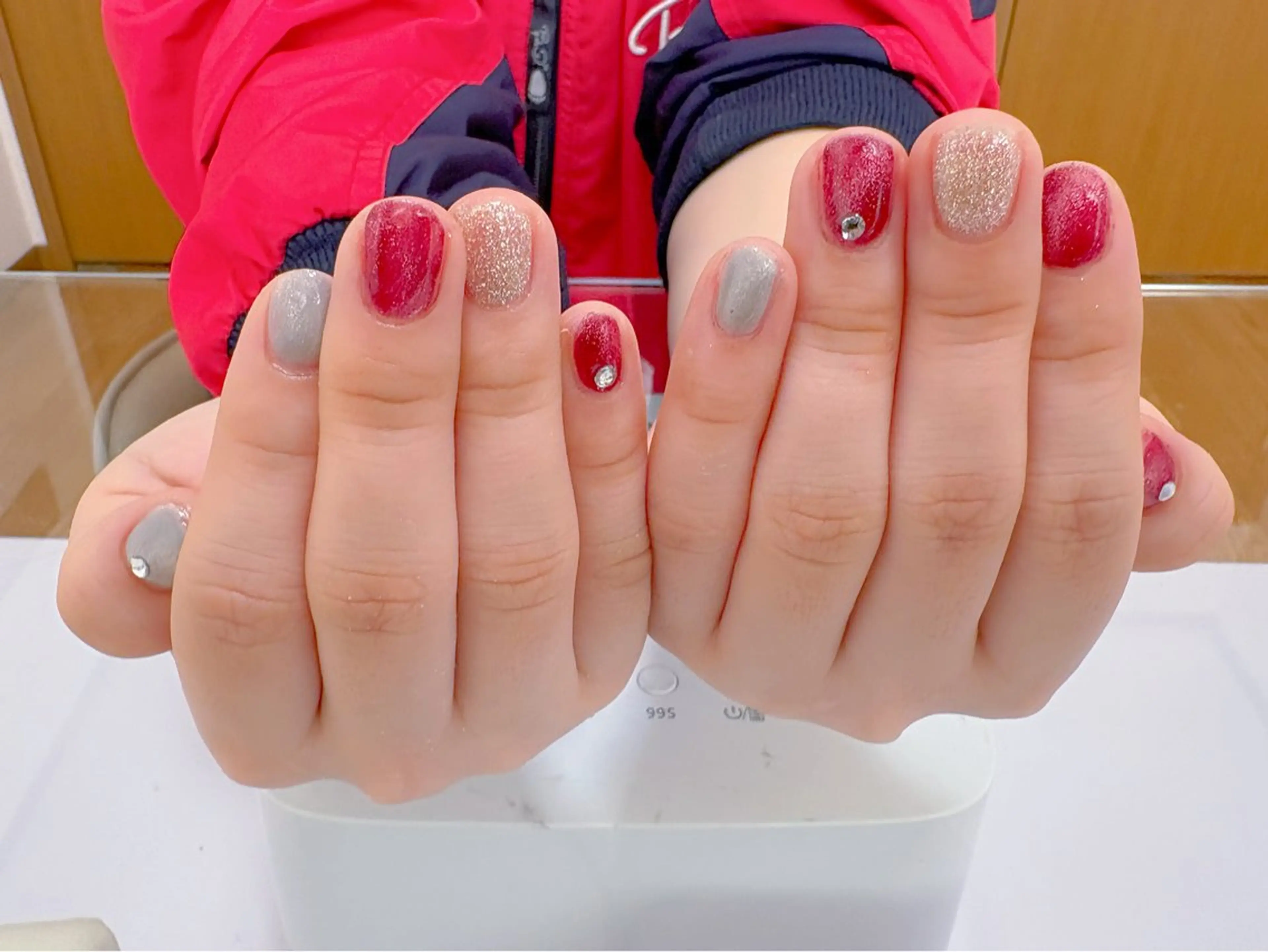 ネイル マグネットネイル ネイルサロン　ココル所属・ネイルサロン ココルのネイルデザイン