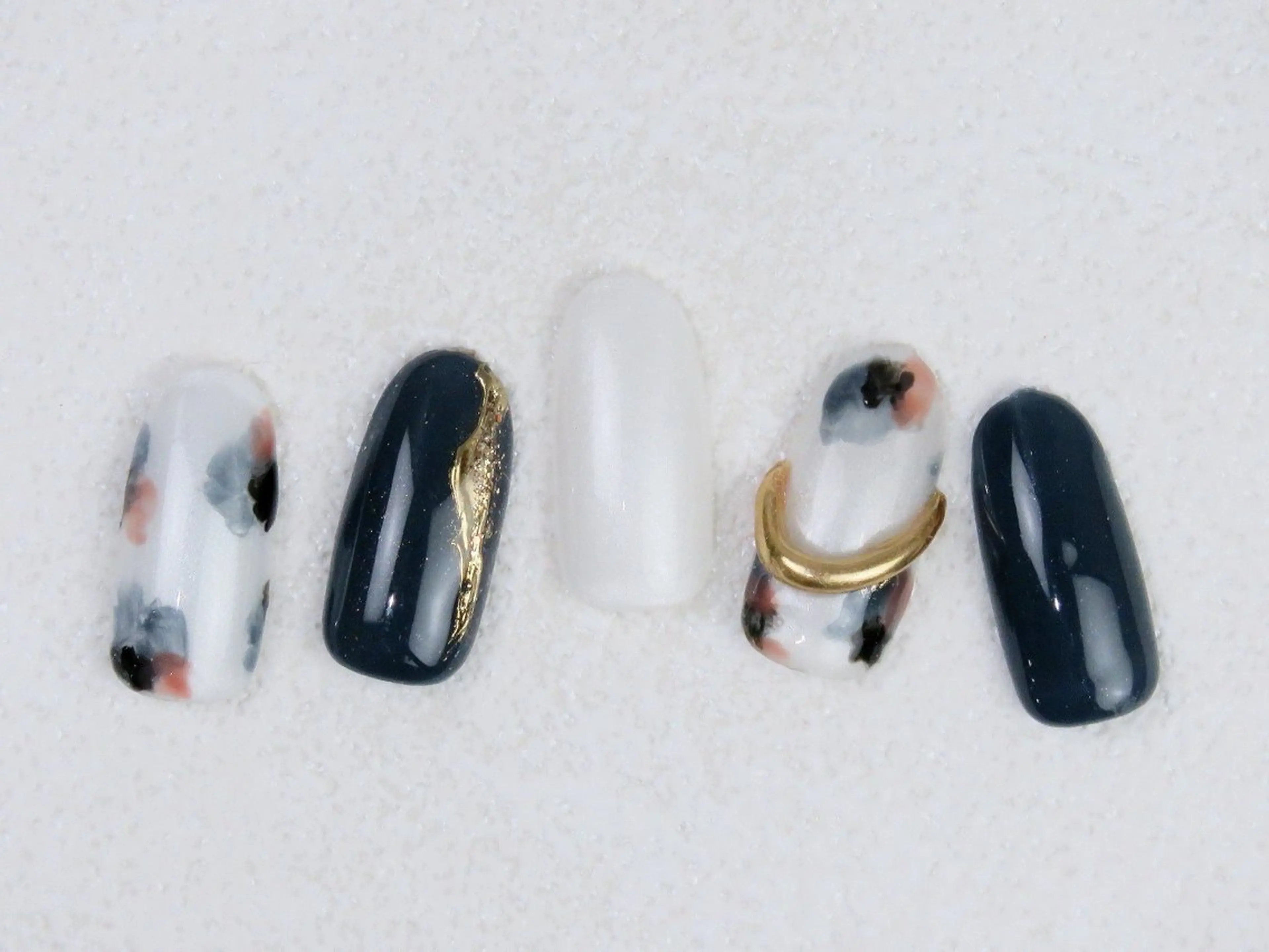 ネイル ハンドネイル NAIL Salon IP所属・長谷川 奈緒美のネイルデザイン