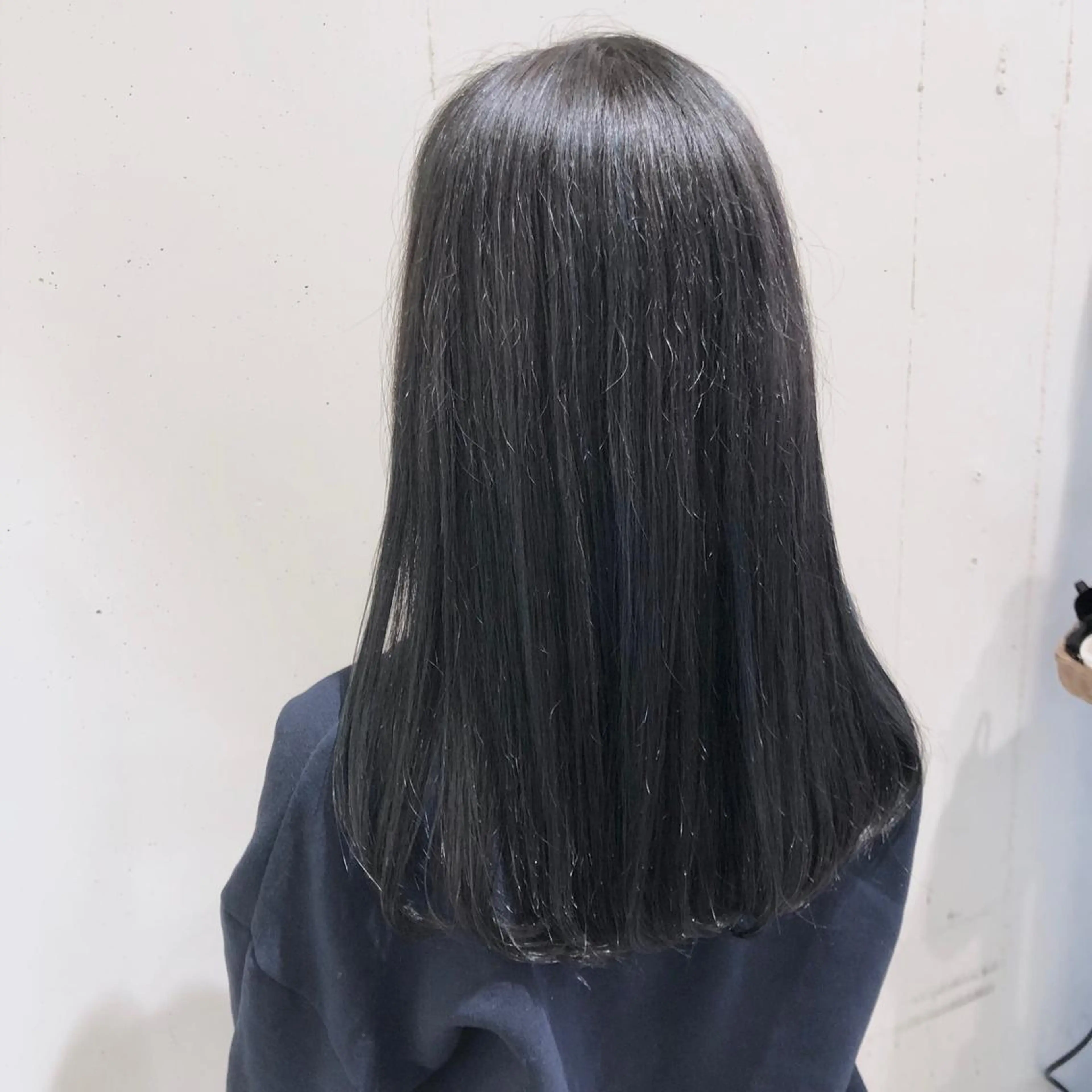 ミディアム カラー パーマ ヘアアレンジ ブリーチ 透明感カラー グラデーションカラー グレージュ ハイライトカラー 【ツヤ髪美容師】 ツダケイスケのヘアスタイル