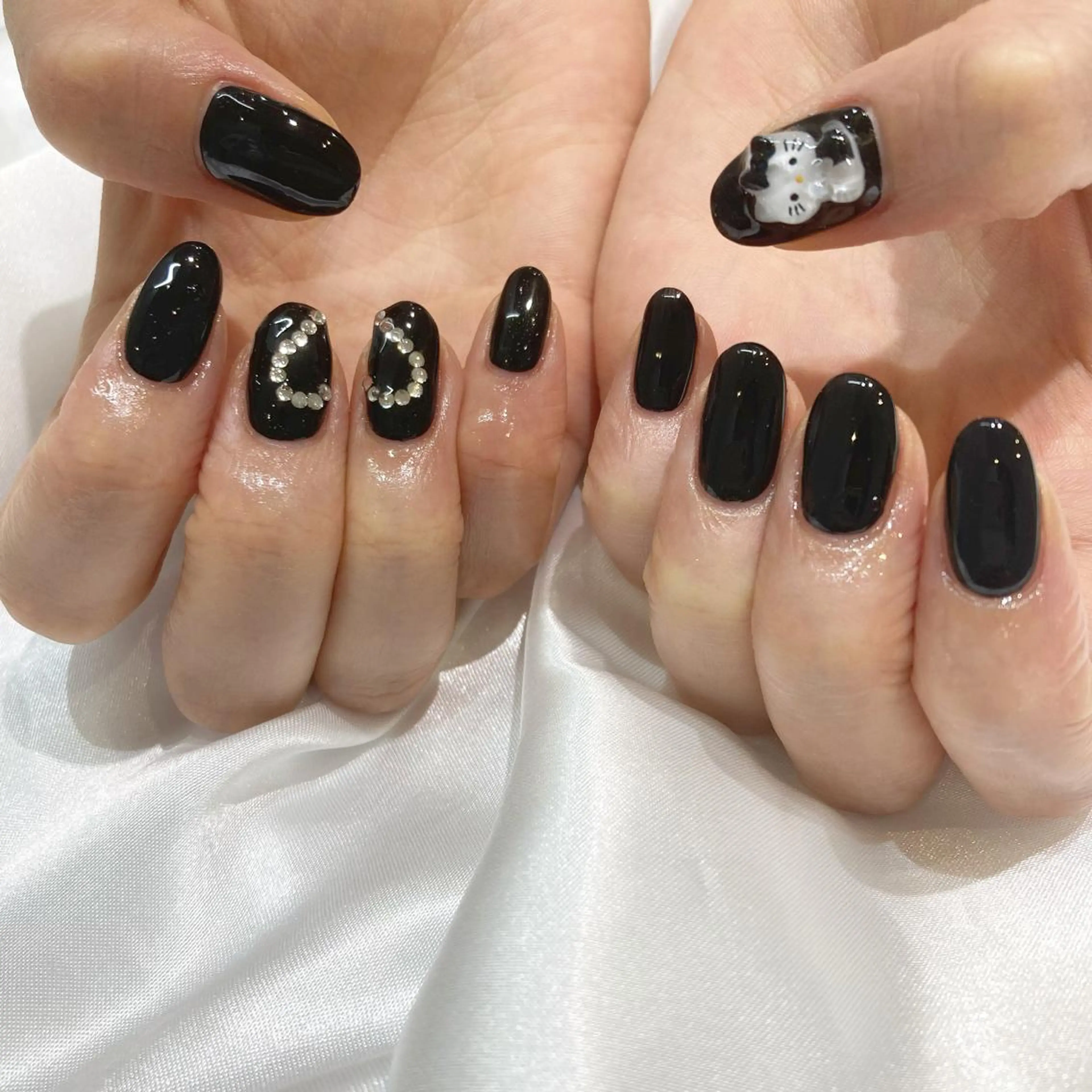 ネイル ハンドネイル GO TODAY SHAiRE SALON 表参道colore店所属・emmi nailのネイルデザイン