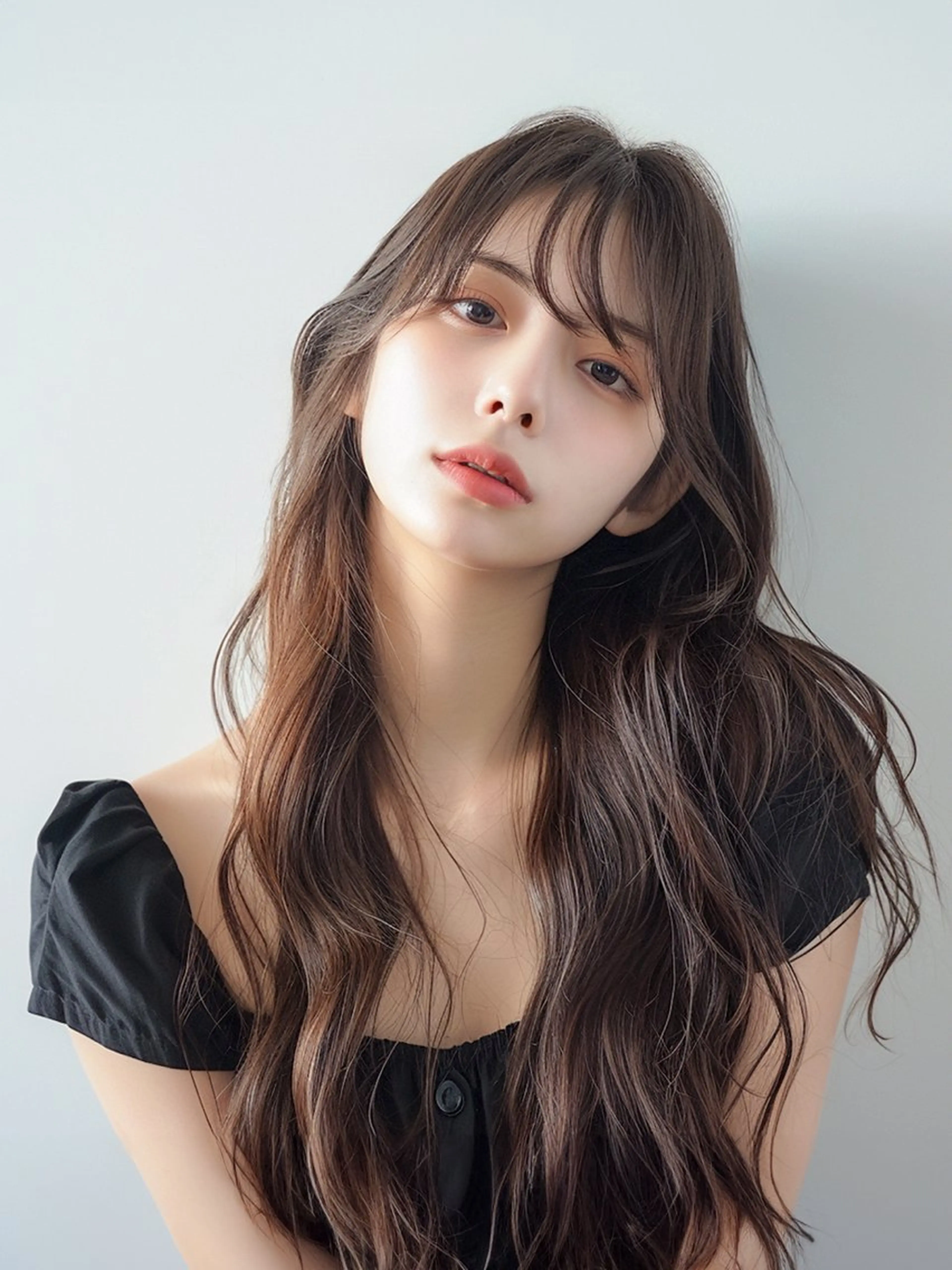 ロング カラー パーマ ヘアアレンジ ベージュカラー ブリーチ 透明感カラー グレージュ ラベンダーカラー GO TODAY SHAiRE SALON所属・韓国レイヤー🪞/ 透明感🫧/コウヘイのヘアスタイル