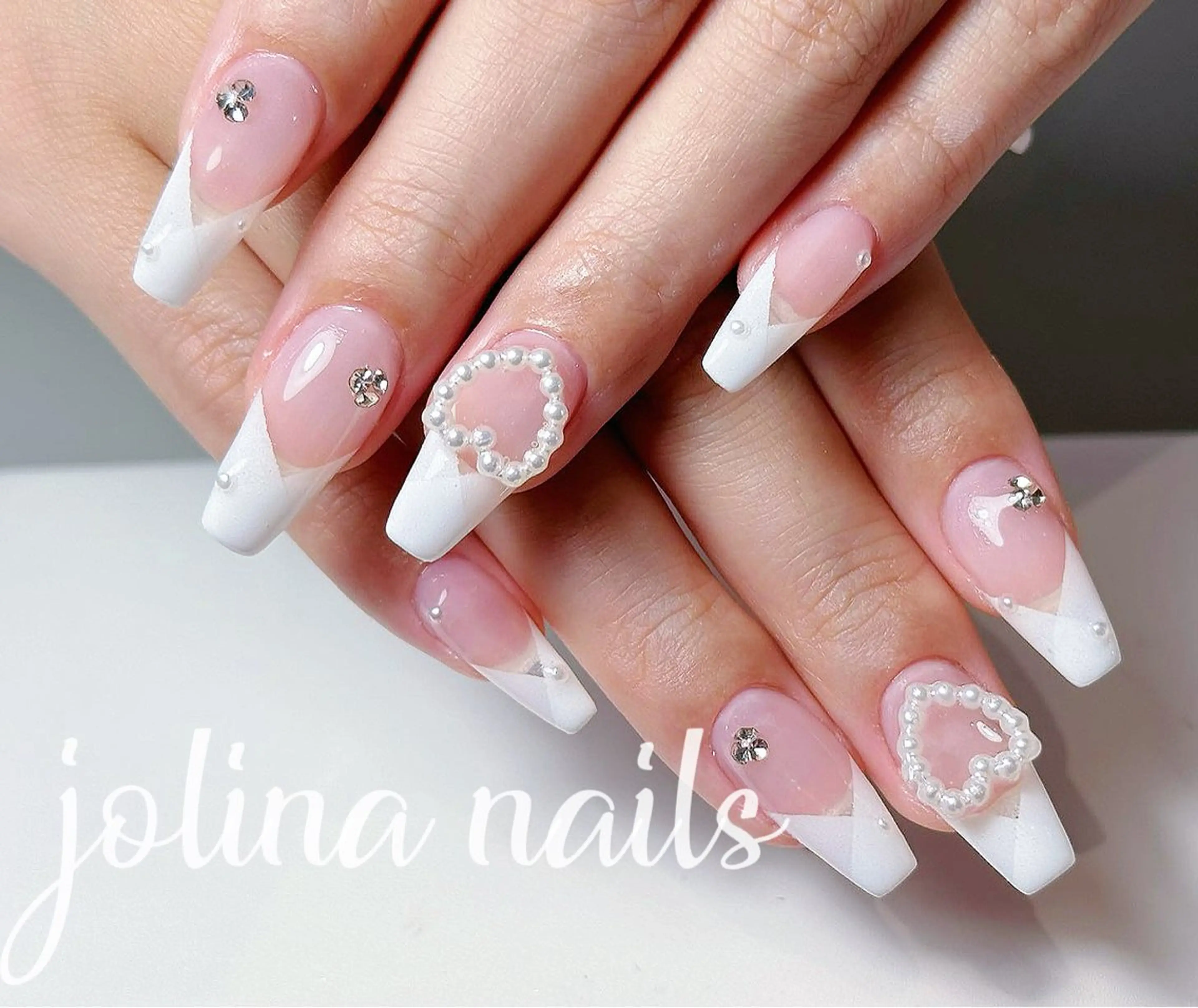 ネイル ダブルフレンチ フレンチネイル スカルプネイル ハンドネイル jolina nails鶴見店のネイルデザイン