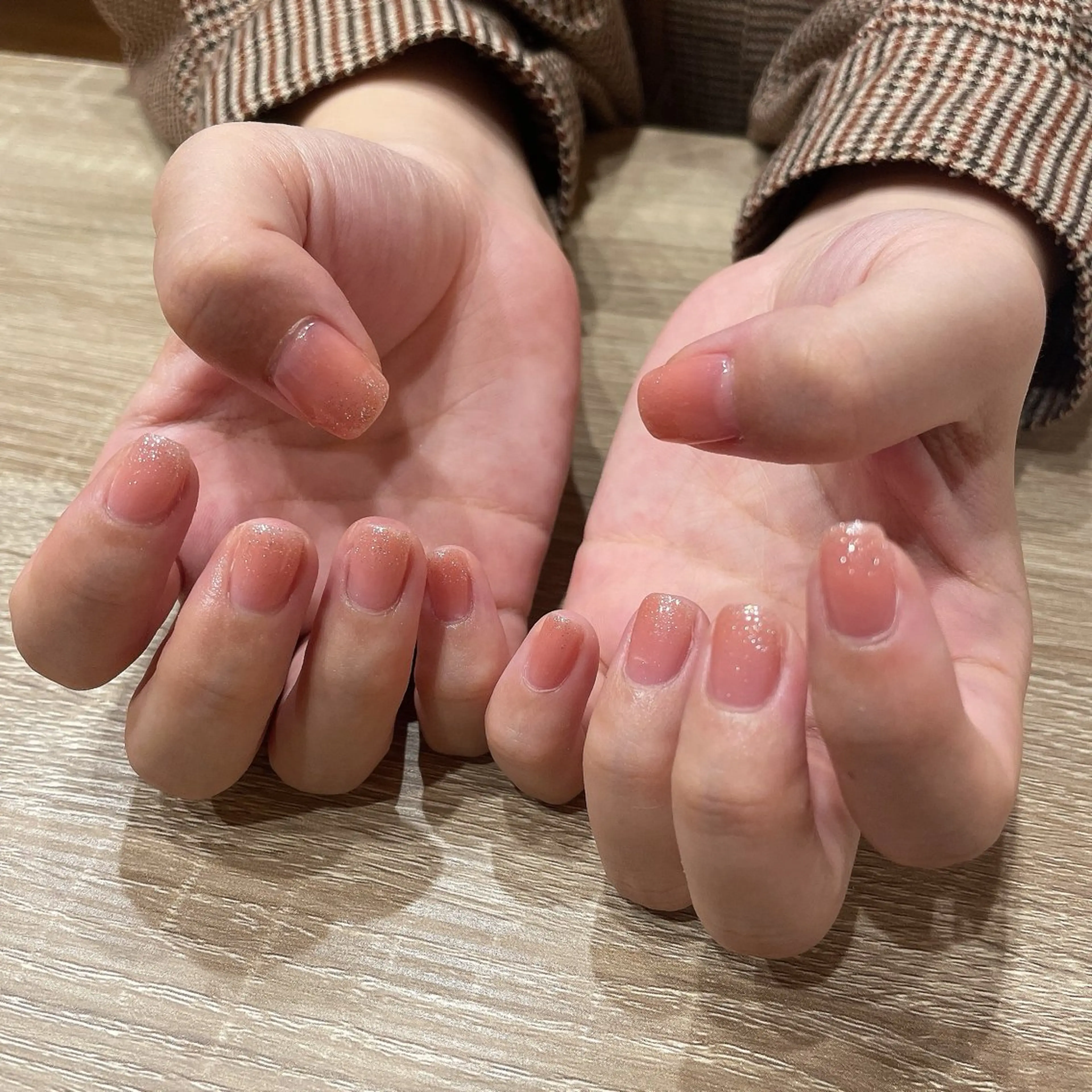 ネイル ラメ(グリッター) ラメグラデーション ハンドネイル liberté所属・liberté🫧 新小岩のネイルデザイン