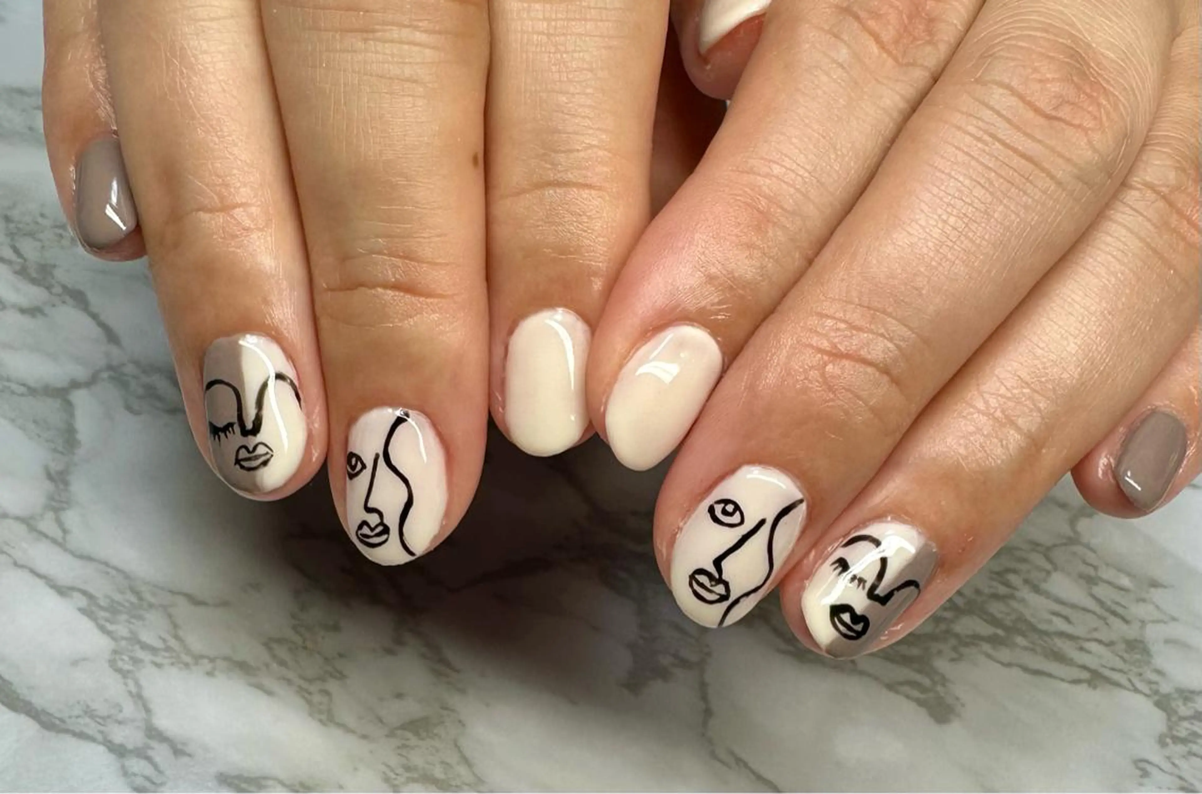 ネイル M.N_ nailのネイルデザイン