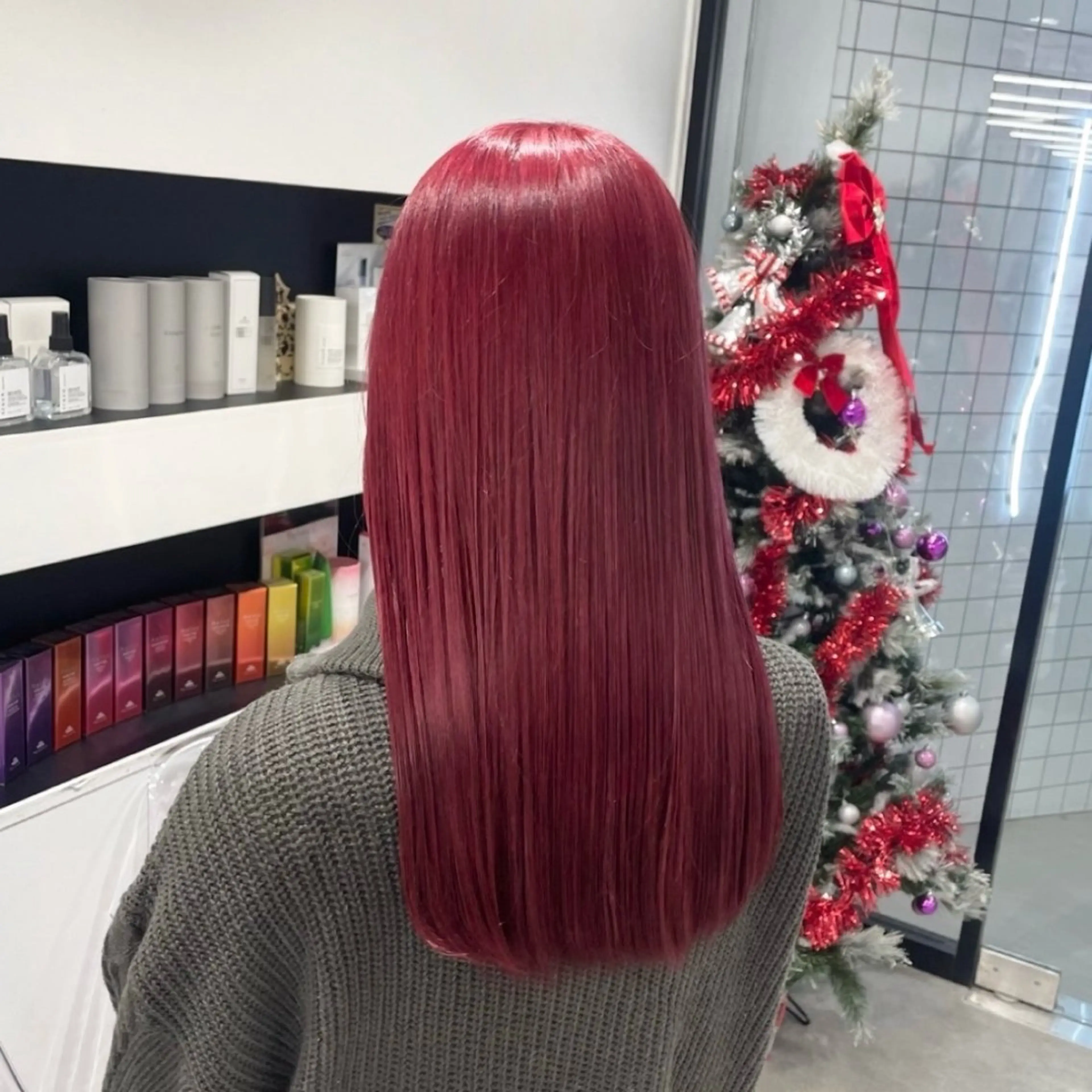 ミディアム カラー パーマ ヘアアレンジ メンズ レッドカラー トリートメント mona/ ストレートスタイル✨のヘアスタイル