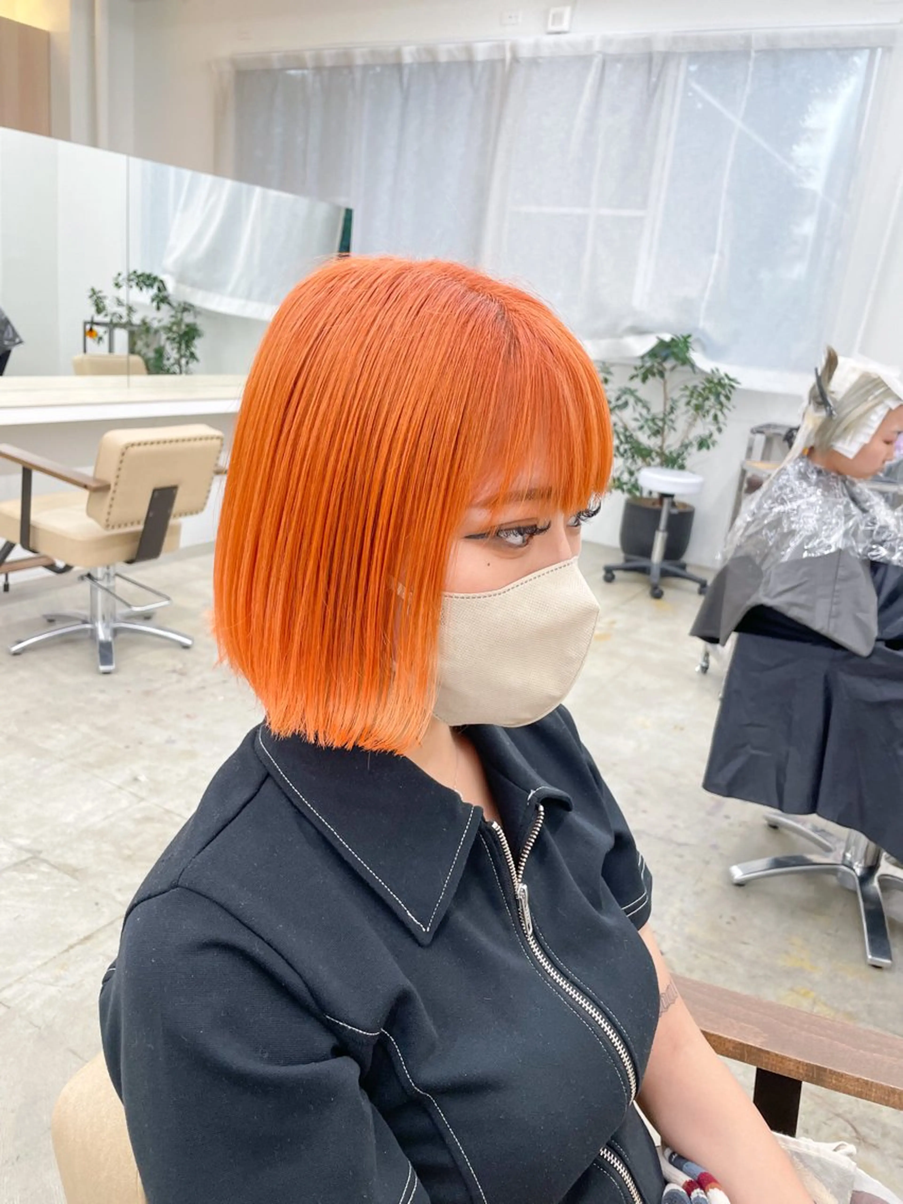 ミディアム カラー ショートボブ ブリーチ ケアブリーチ ハイトーンカラー ハイトーンオレンジ カット ヘアカラー トリートメント ハイトーン/レイヤー /ケアブリーチ石川治のヘアスタイル