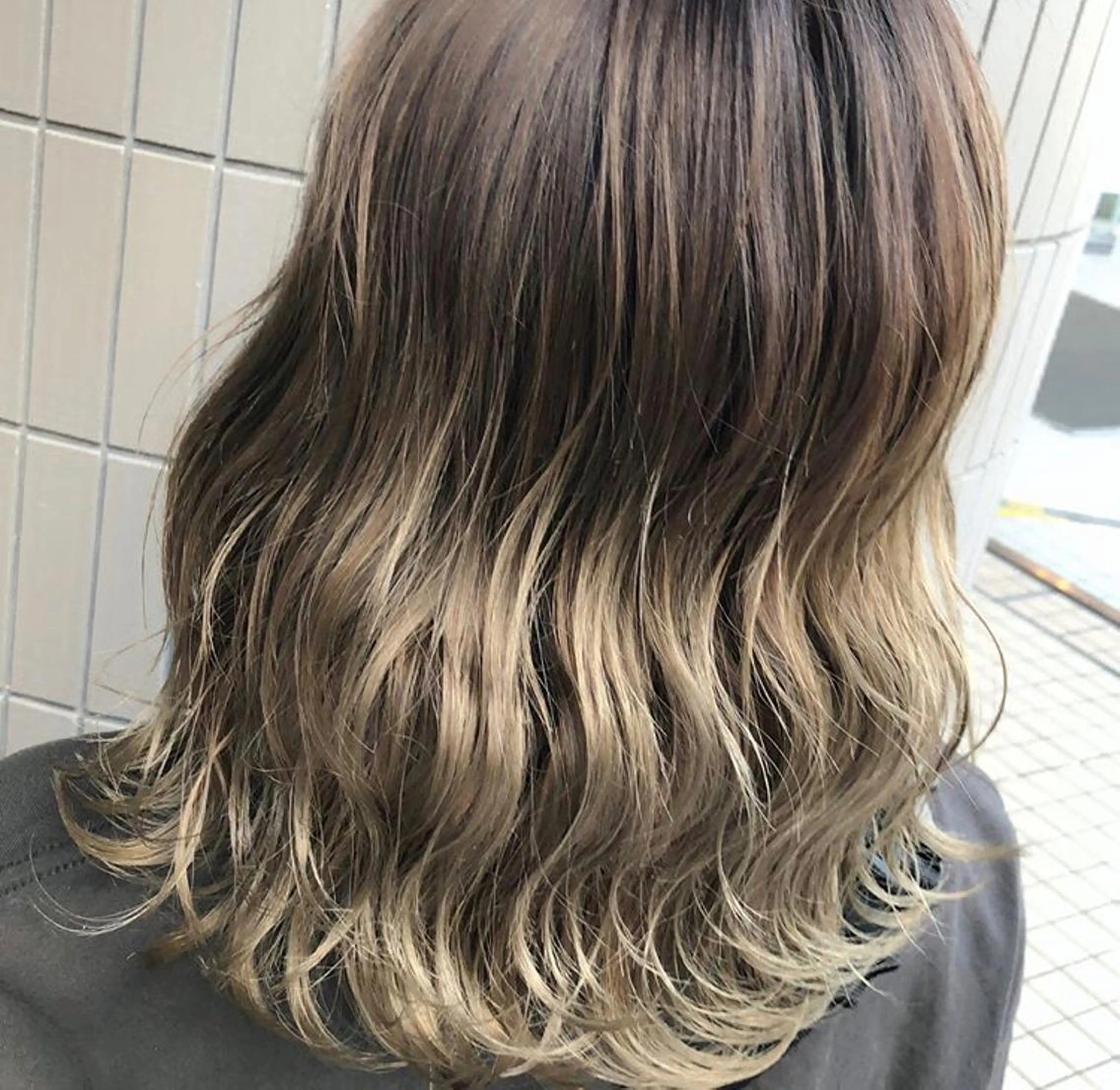 ミディアム カラー 透明感韓国ヘア♡ みつきのヘアスタイル