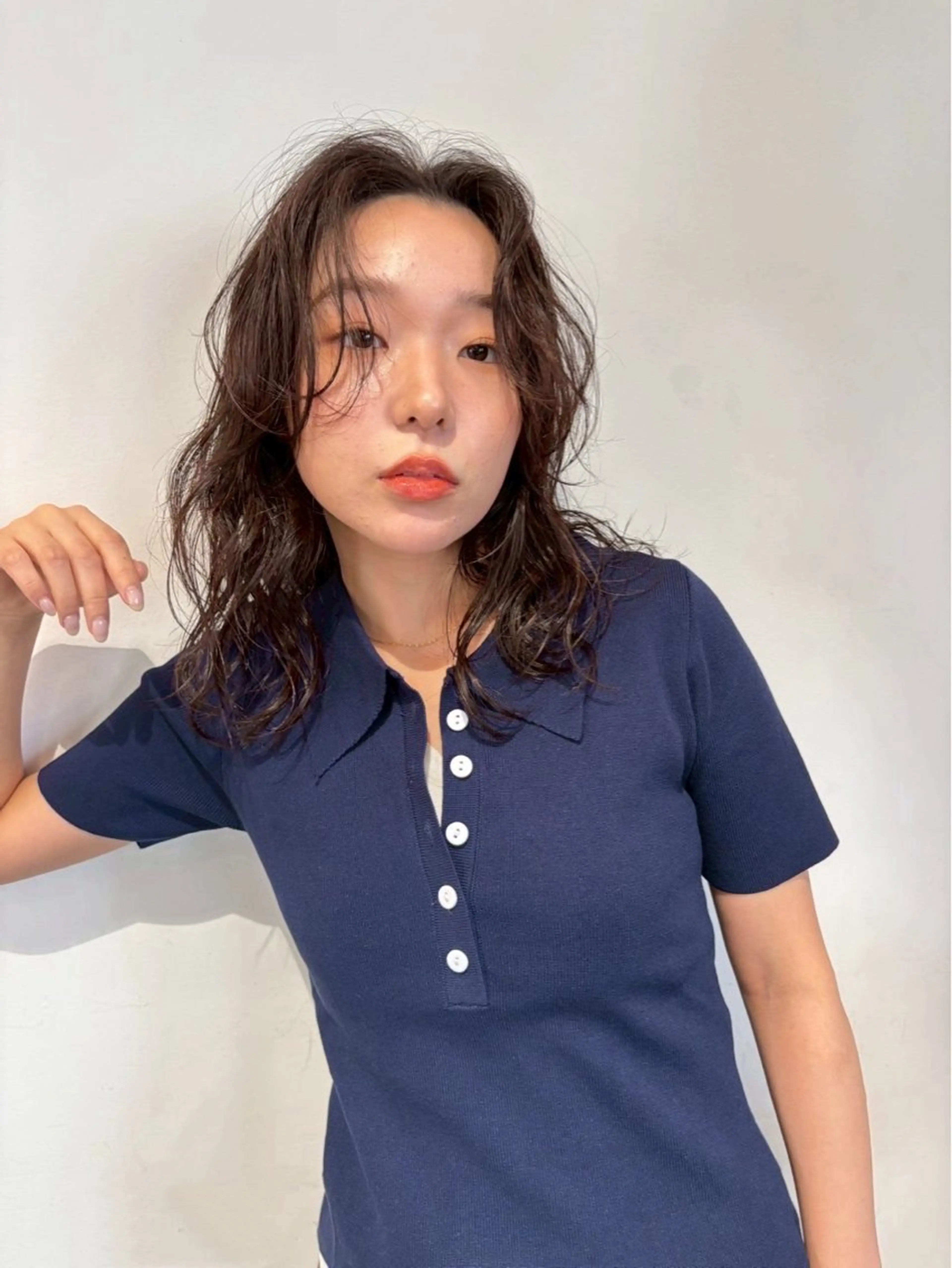 ミディアム 上平 綾菜のヘアスタイル