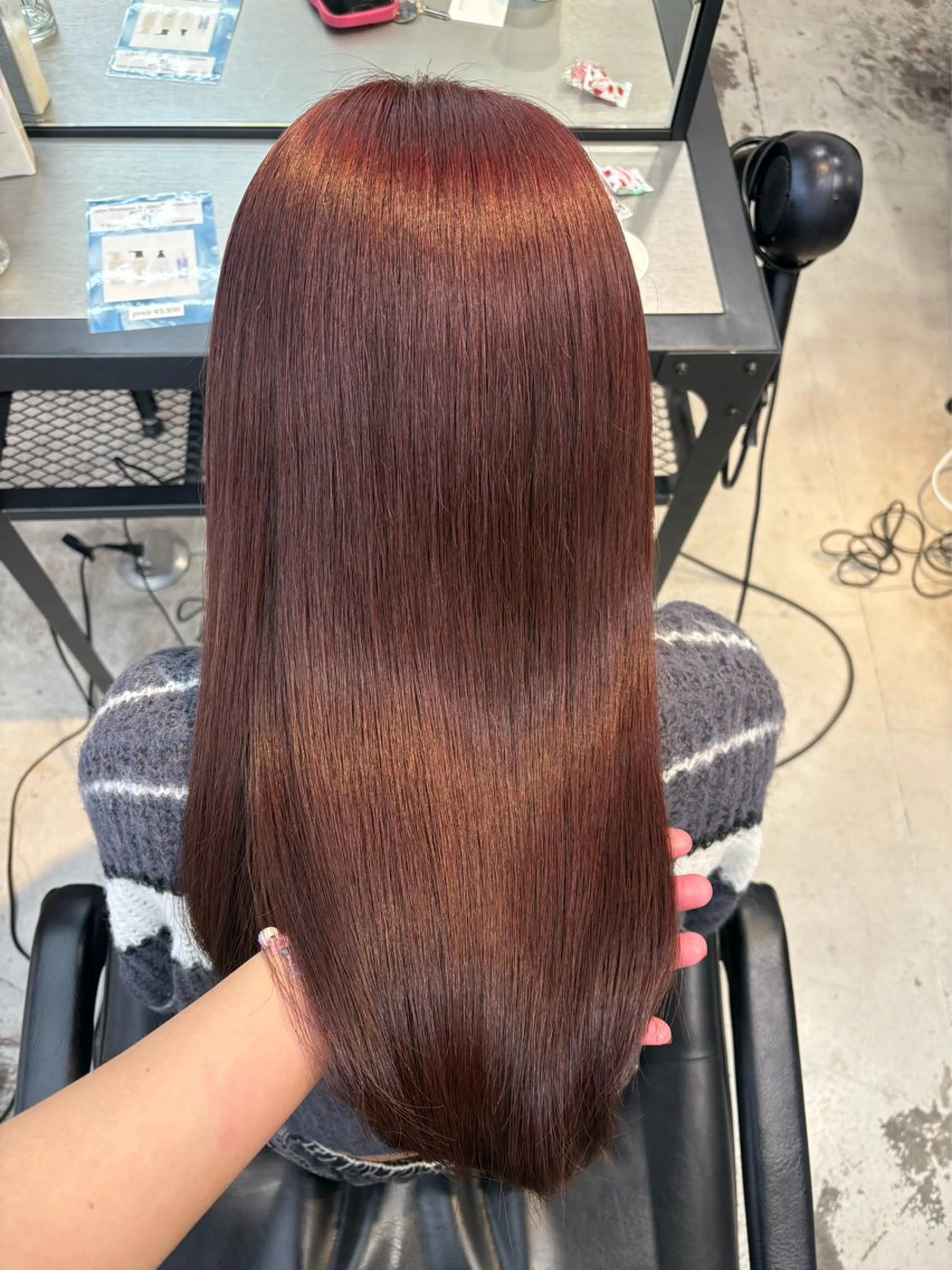 ロング カラー ブリーチ ブラウンカラー ダブルカラー ブリーチなしカラー ピンクカラー カット ヘアカラー トリートメント HIKARI🐈‍⬛ ハイトーン×レイヤーのヘアスタイル
