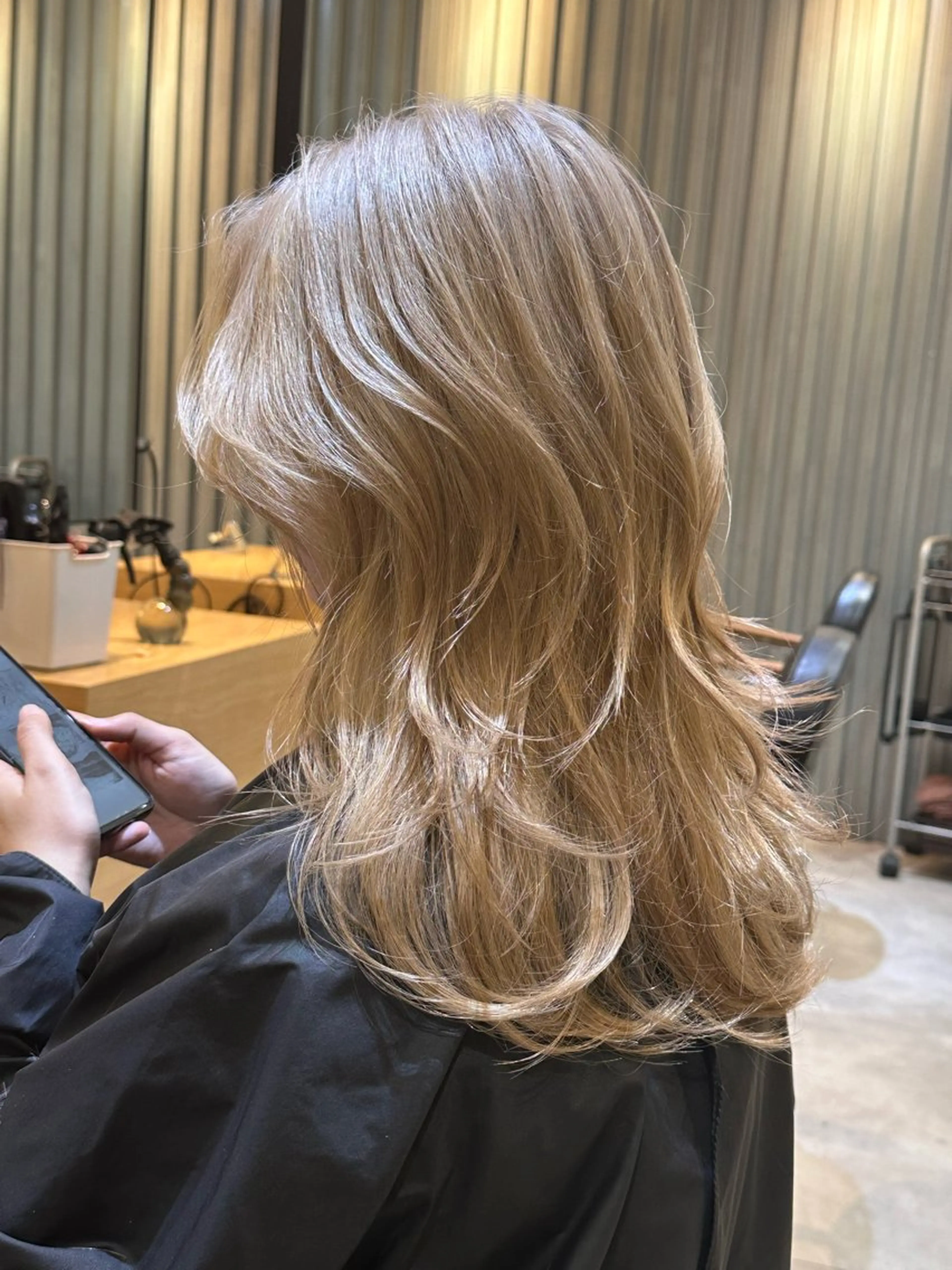 ミディアム ミディアムレイヤー レイヤーカット カット トリートメント 美髪矯正💎副店長 💎ミツキのヘアスタイル