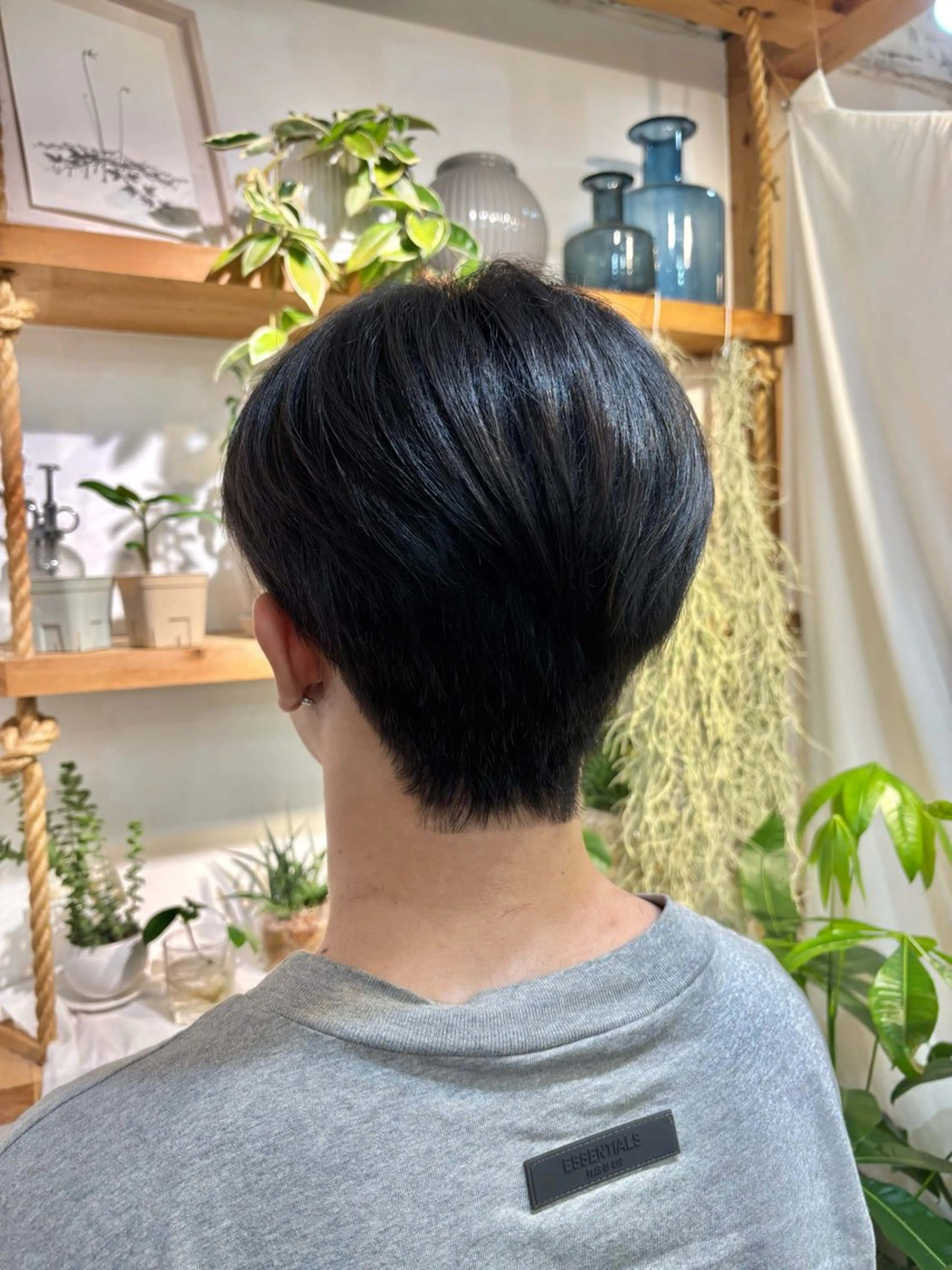 ショート パーマ メンズ カネコ ナナミのヘアスタイル