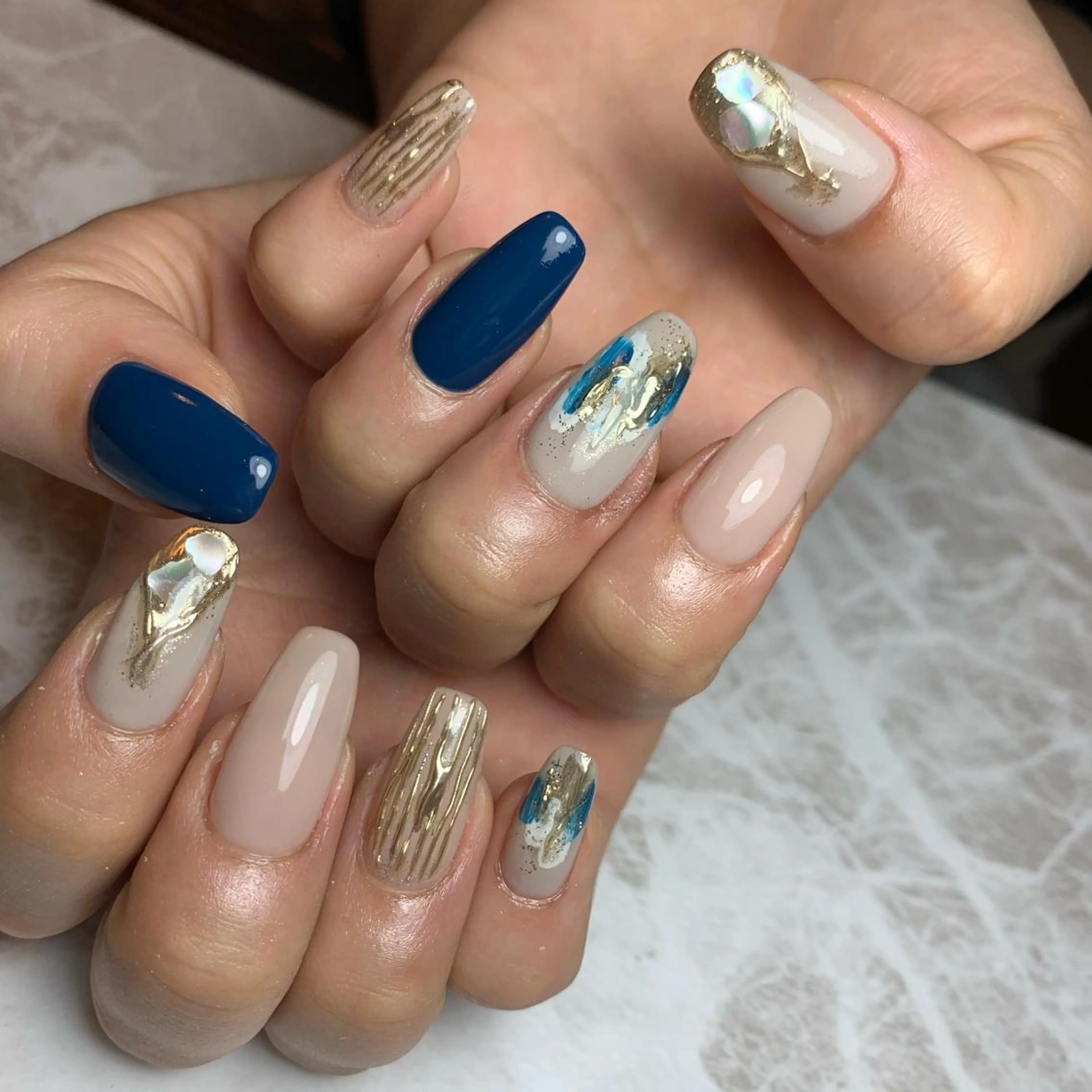 ネイル ハンドネイル repos~ルポ~所属・里見 麗のネイルデザイン