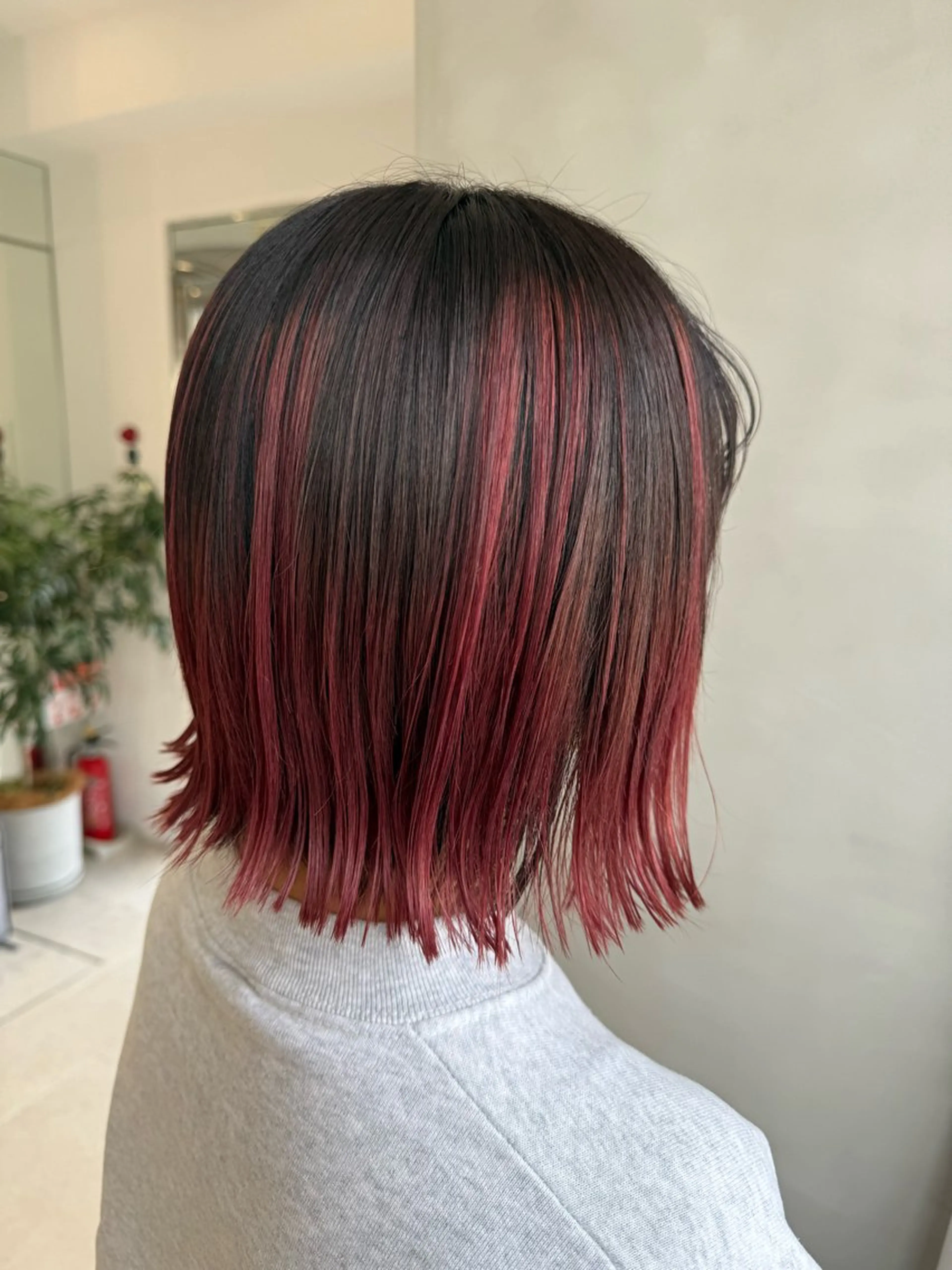 カラー 幡野 葵のヘアスタイル