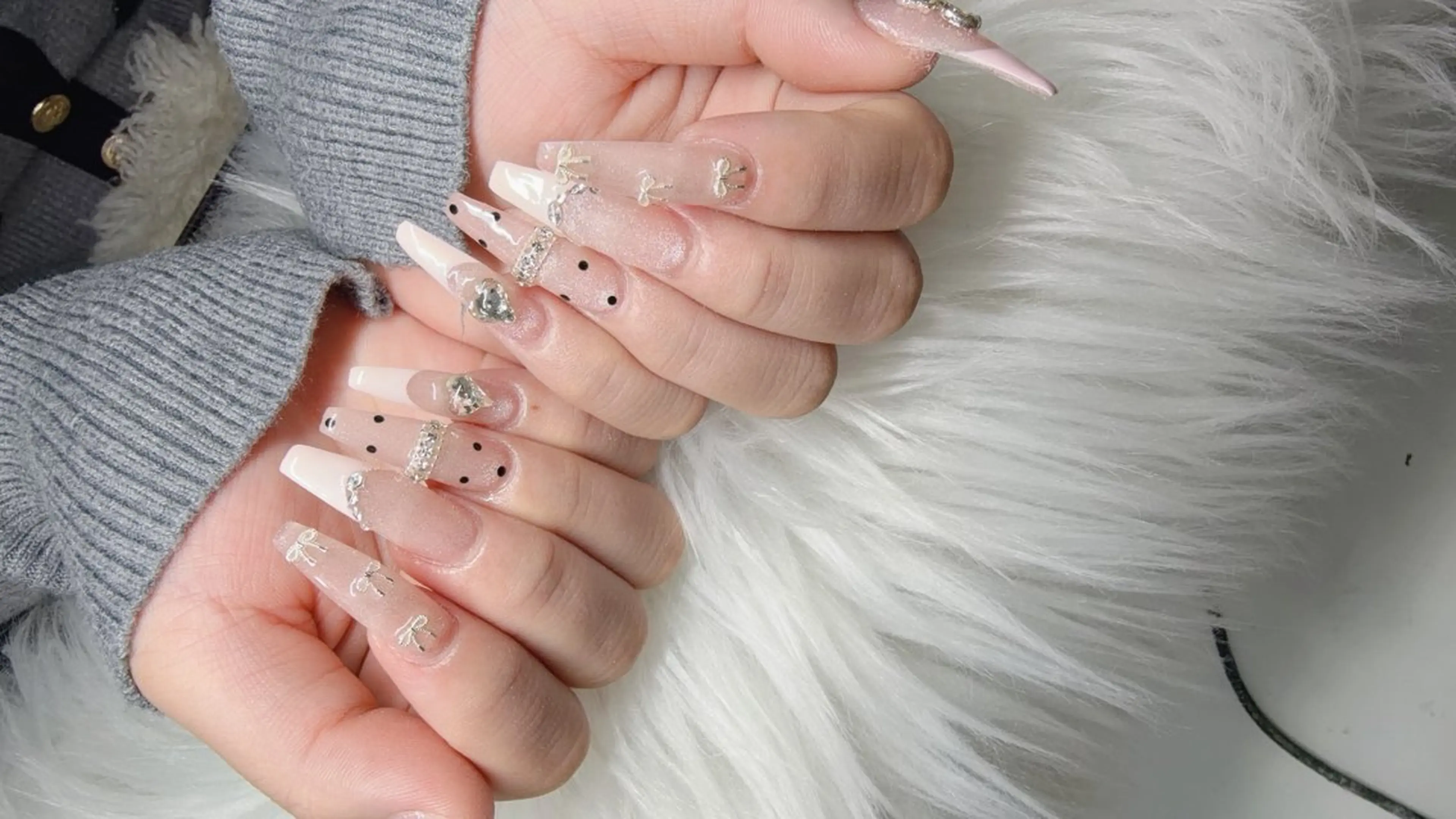 ネイル ハンドネイル Lee Nailsのネイルデザイン