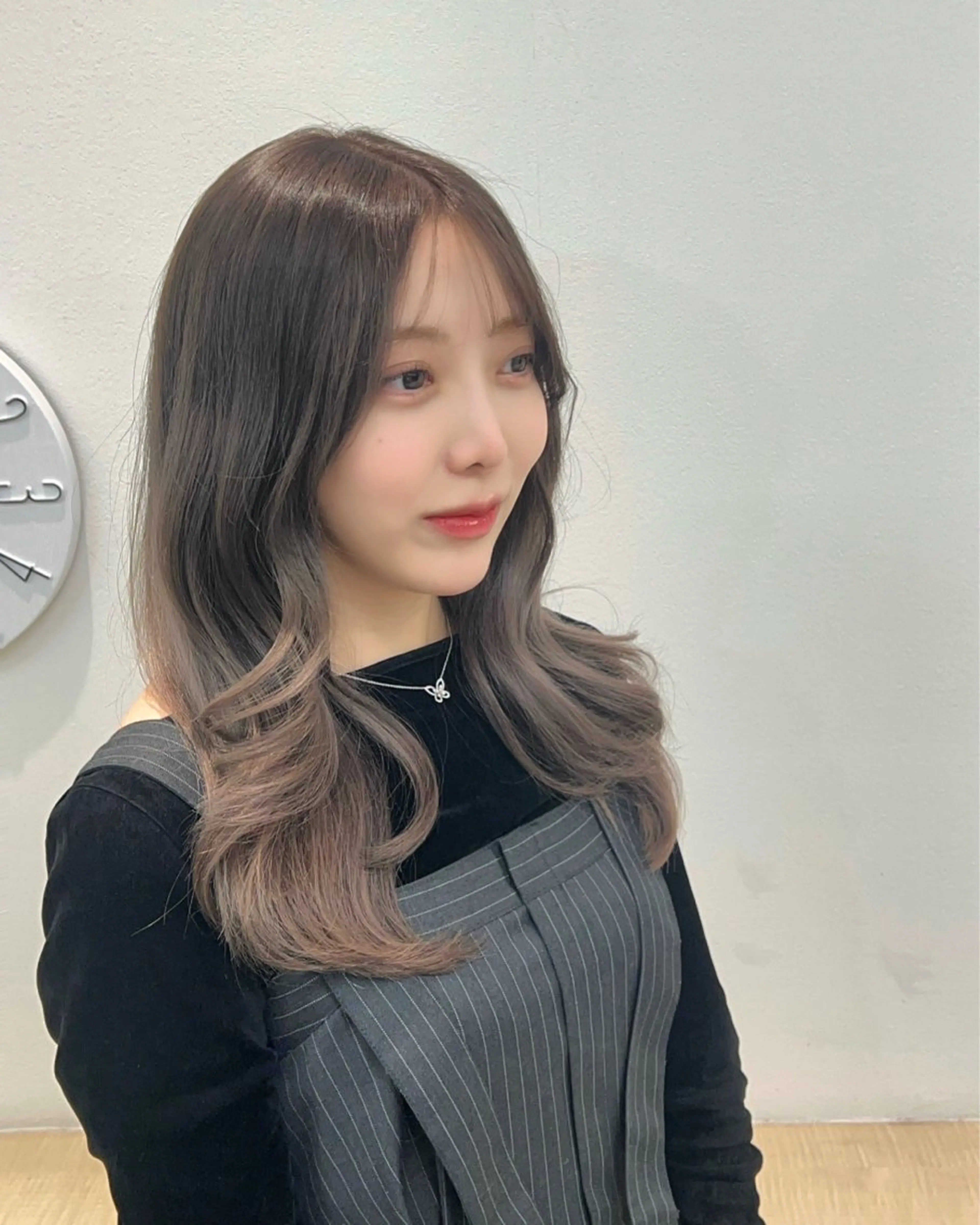 セミロング Toiro武蔵小杉所属・ストレート特化✨／☘ ショート Ryotaのヘアスタイル