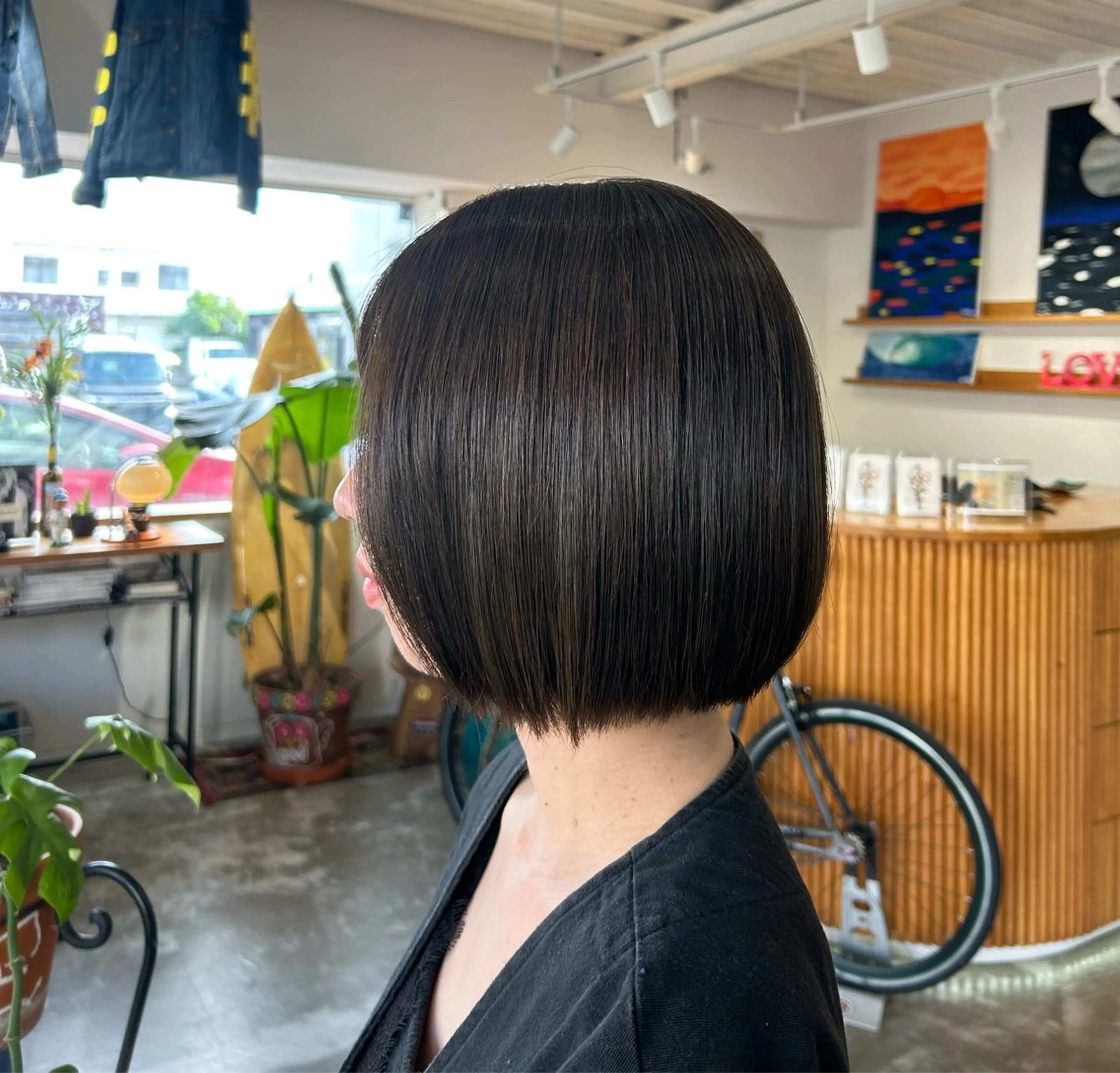 ショート カラー AOI✖️ BY MY SIDEのヘアスタイル