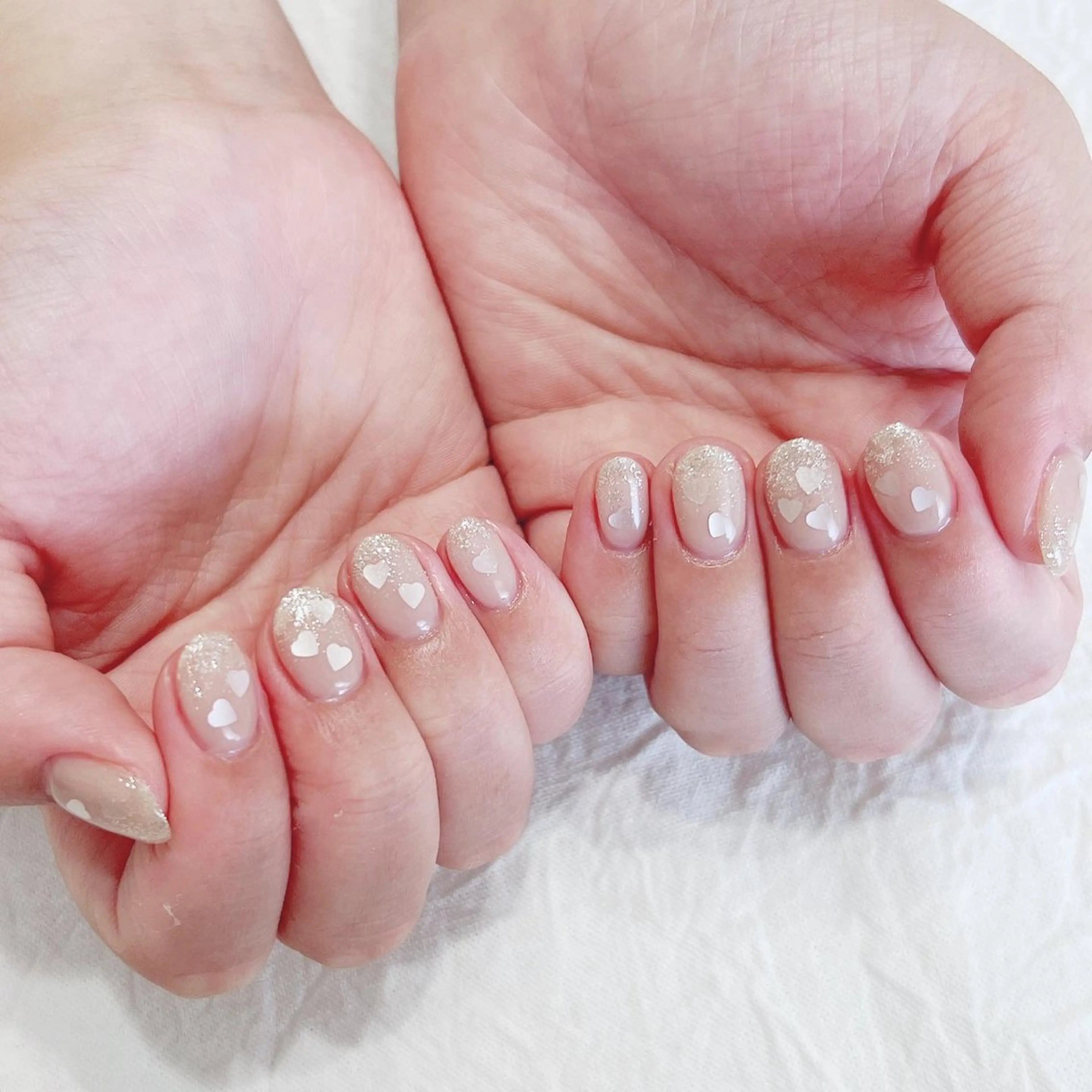 ネイル ゴールド グラデーション ハート ホログラムネイル ラメ(グリッター) ハンドネイル peaberry nailのネイルデザイン