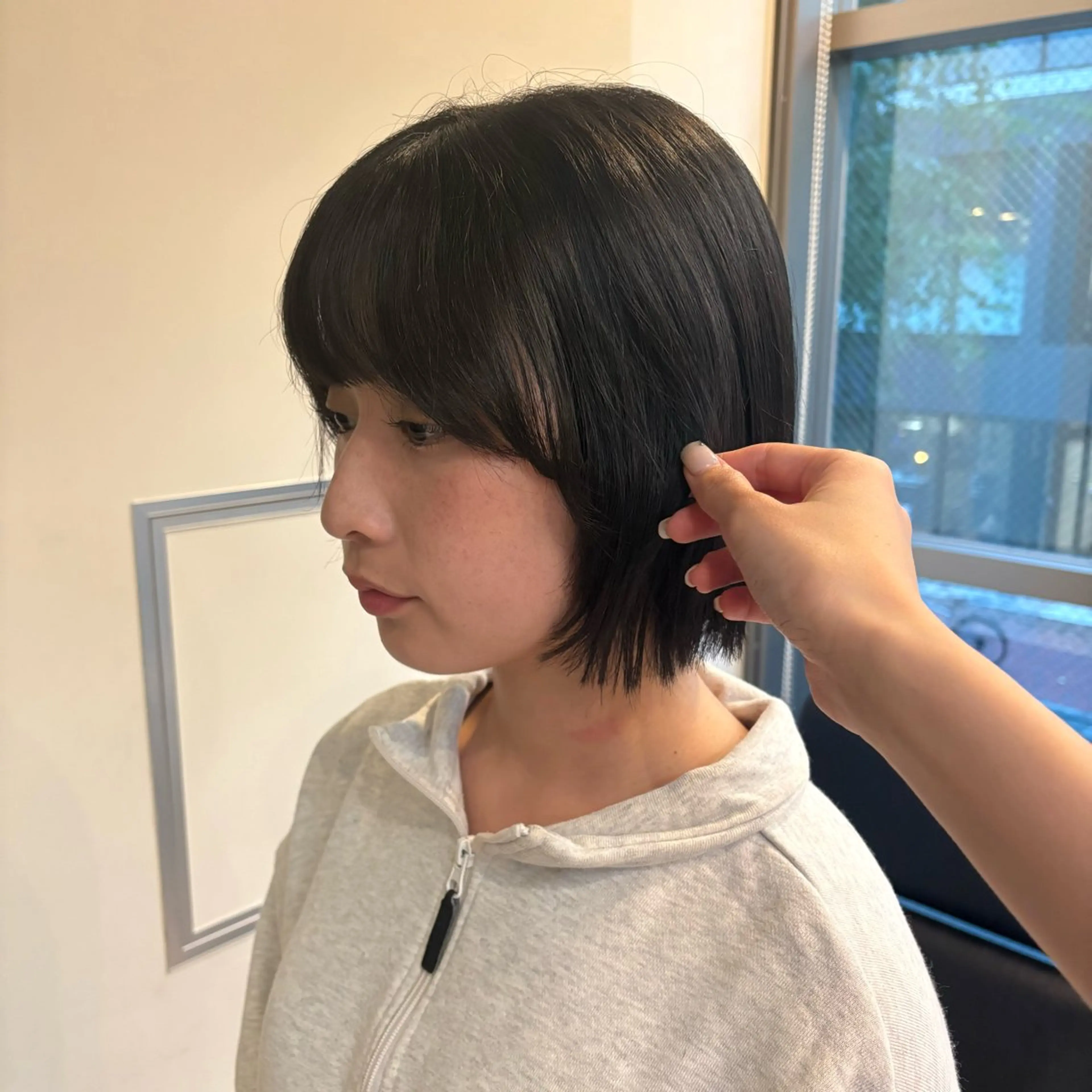 ミディアム ボブ くびれヘア dish所属・rimi tabeiのヘアスタイル