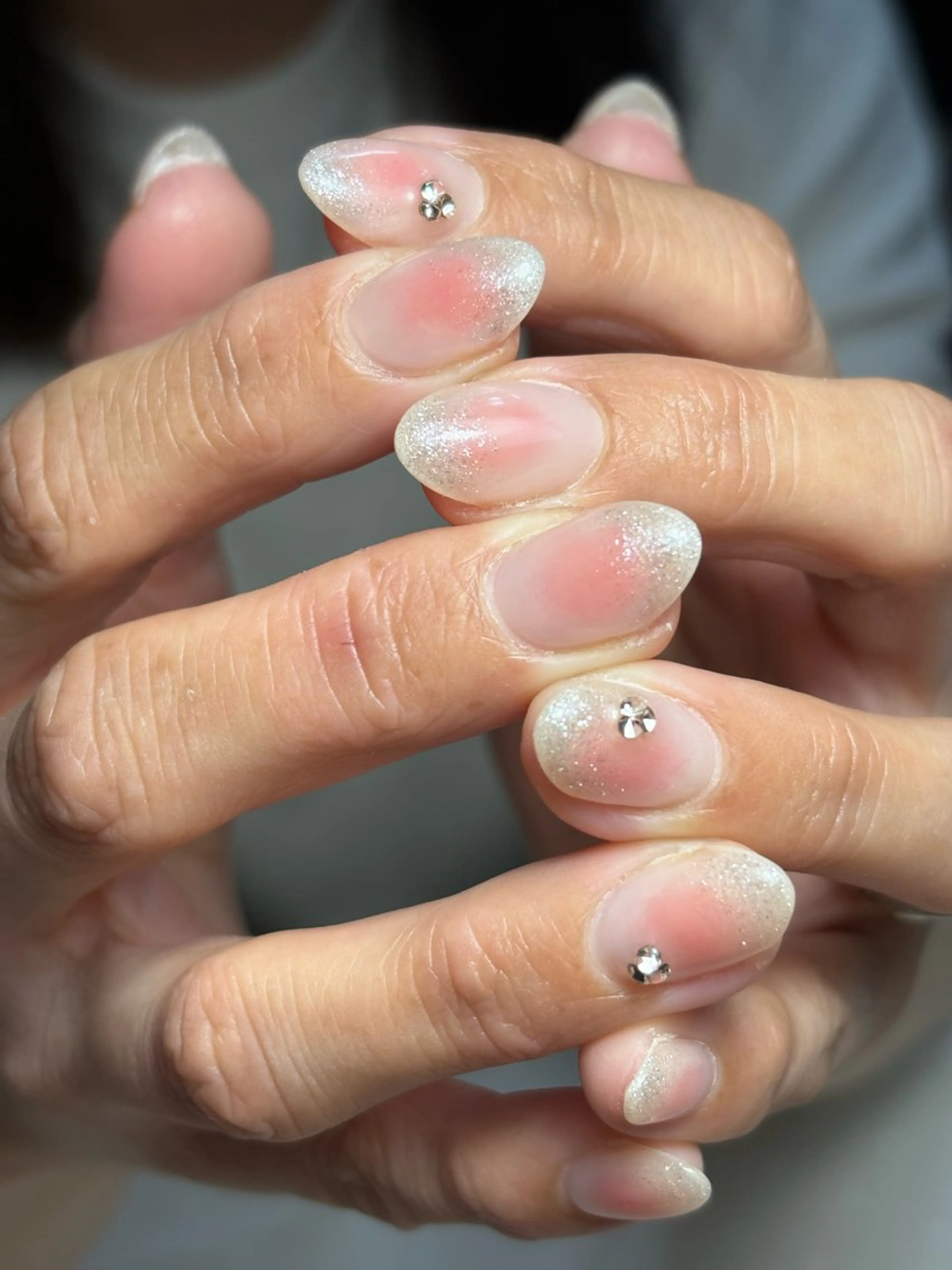 ネイル ハンドネイル フットネイル ✴︎ Delightのネイルデザイン