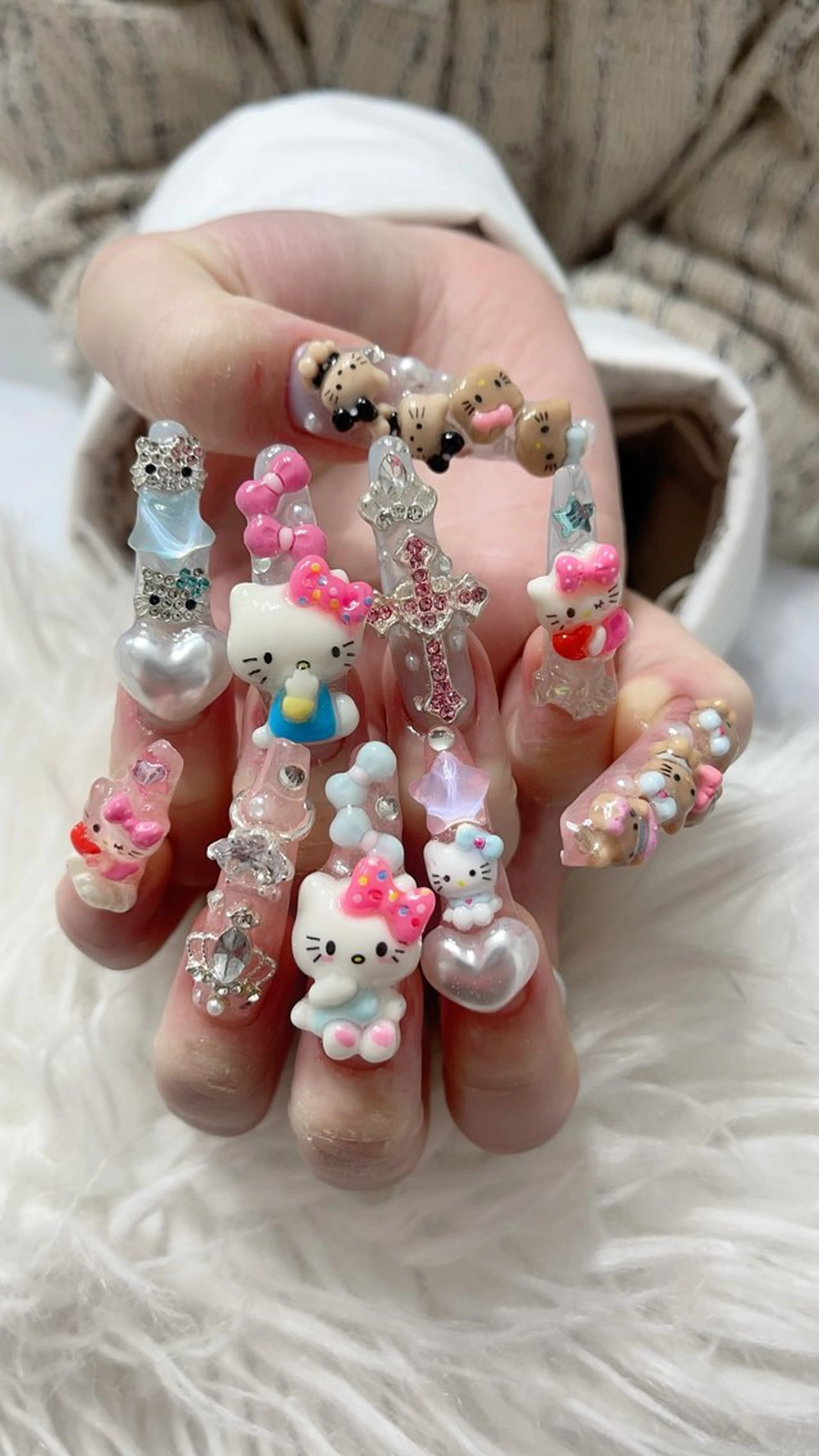 長さ出しカラ➕ゴテゴテパーツつけ放題　オフ有りの写真