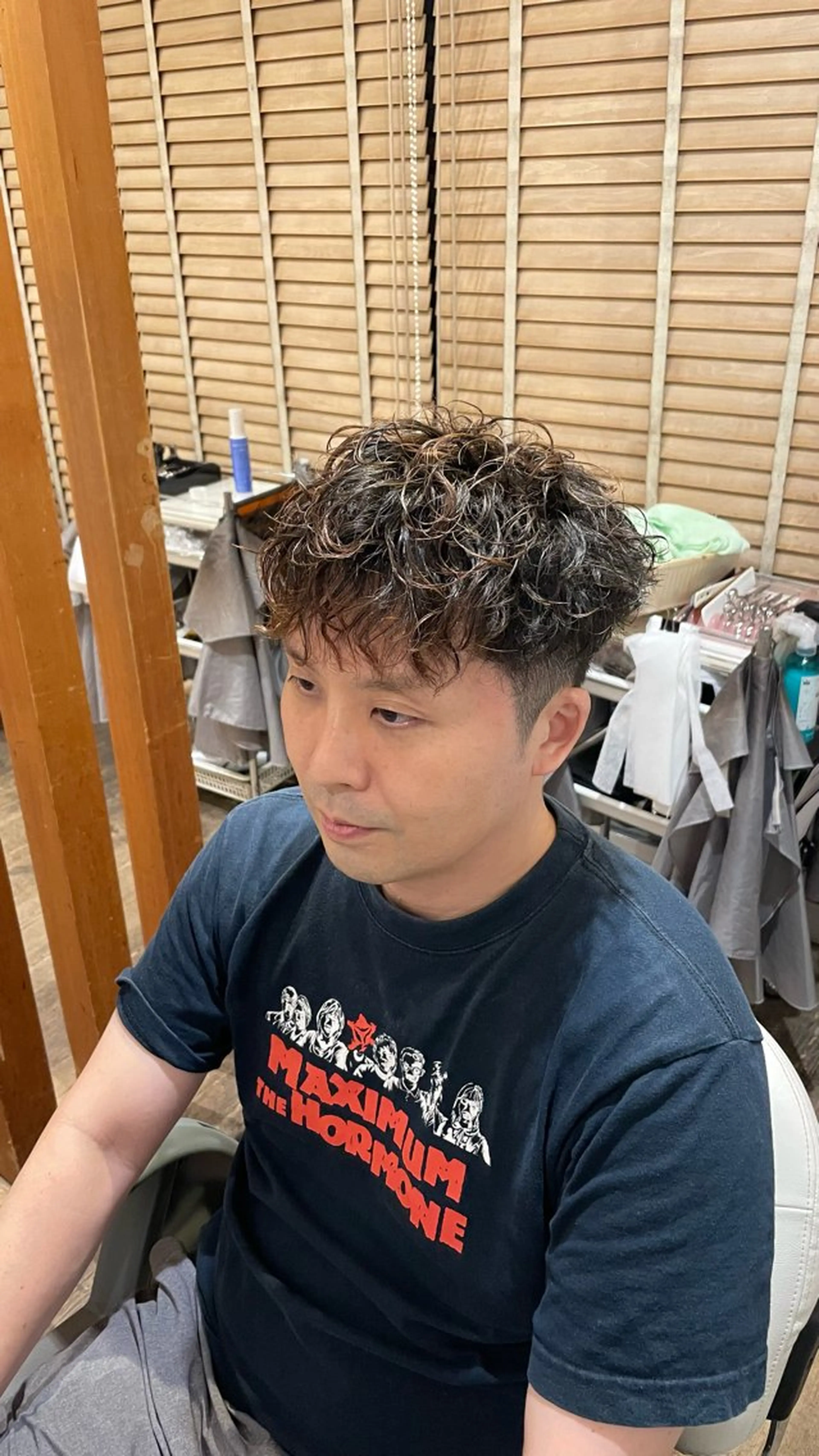 ショート パーマ メンズ 椿 大輔のヘアスタイル