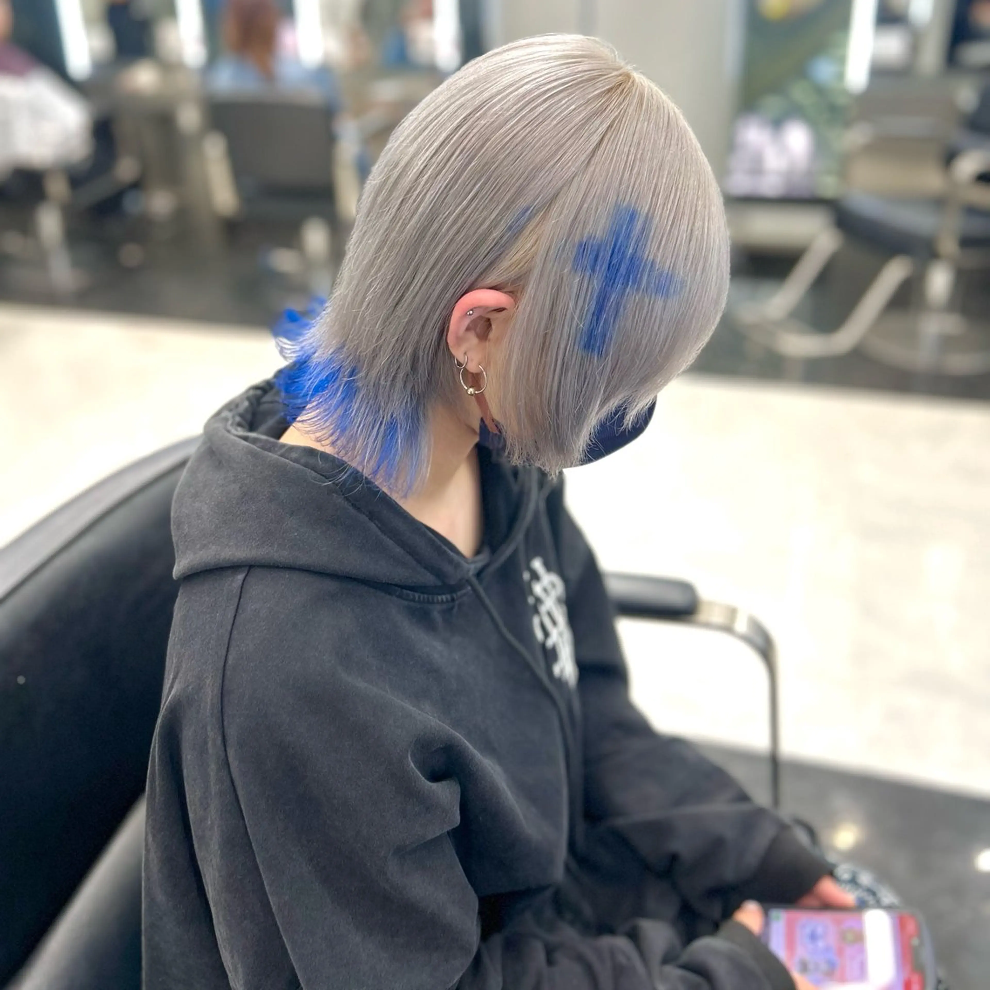 ✨【当日限定！憧れのハイトーンへ】✨ブリーチ2回➕カラー➕カット➕トリートメント【韓国風/デザイン】の写真