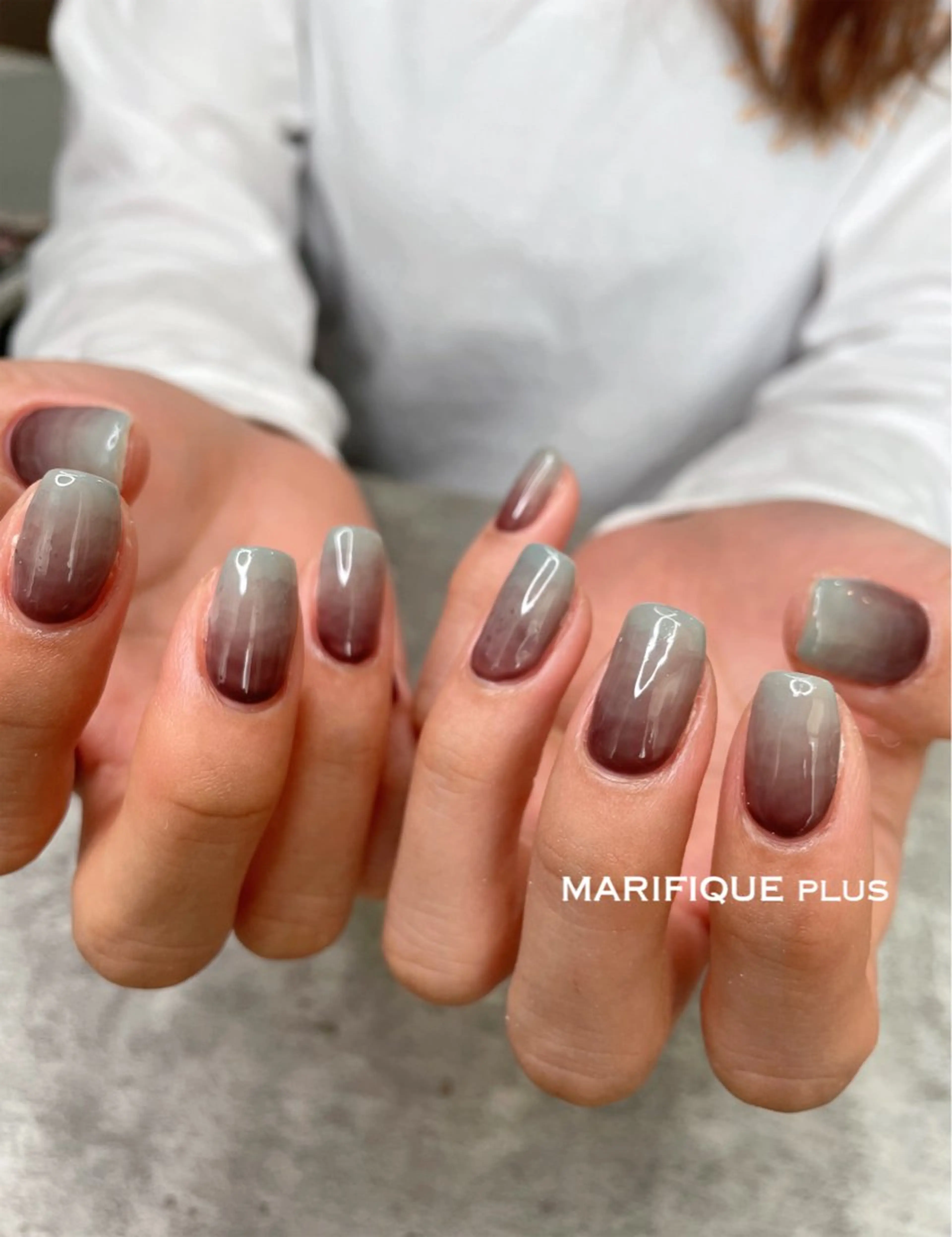 ネイル グラデーション ミラーネイル ニュアンスネイル パープル シンプルネイル ハンドネイル ma riのネイルデザイン