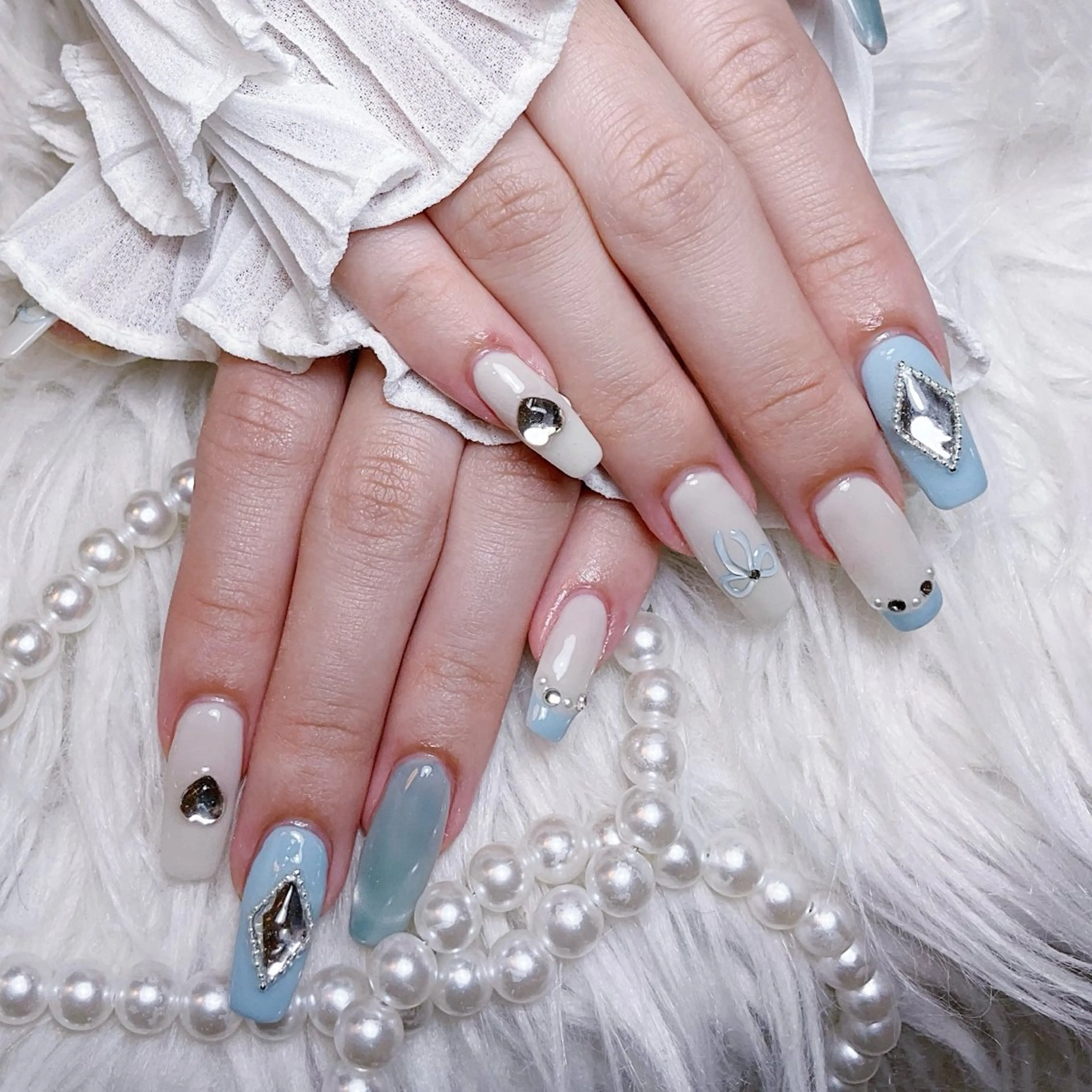 ネイル ハンドネイル 🌈Yun nail hyejin💋のネイルデザイン