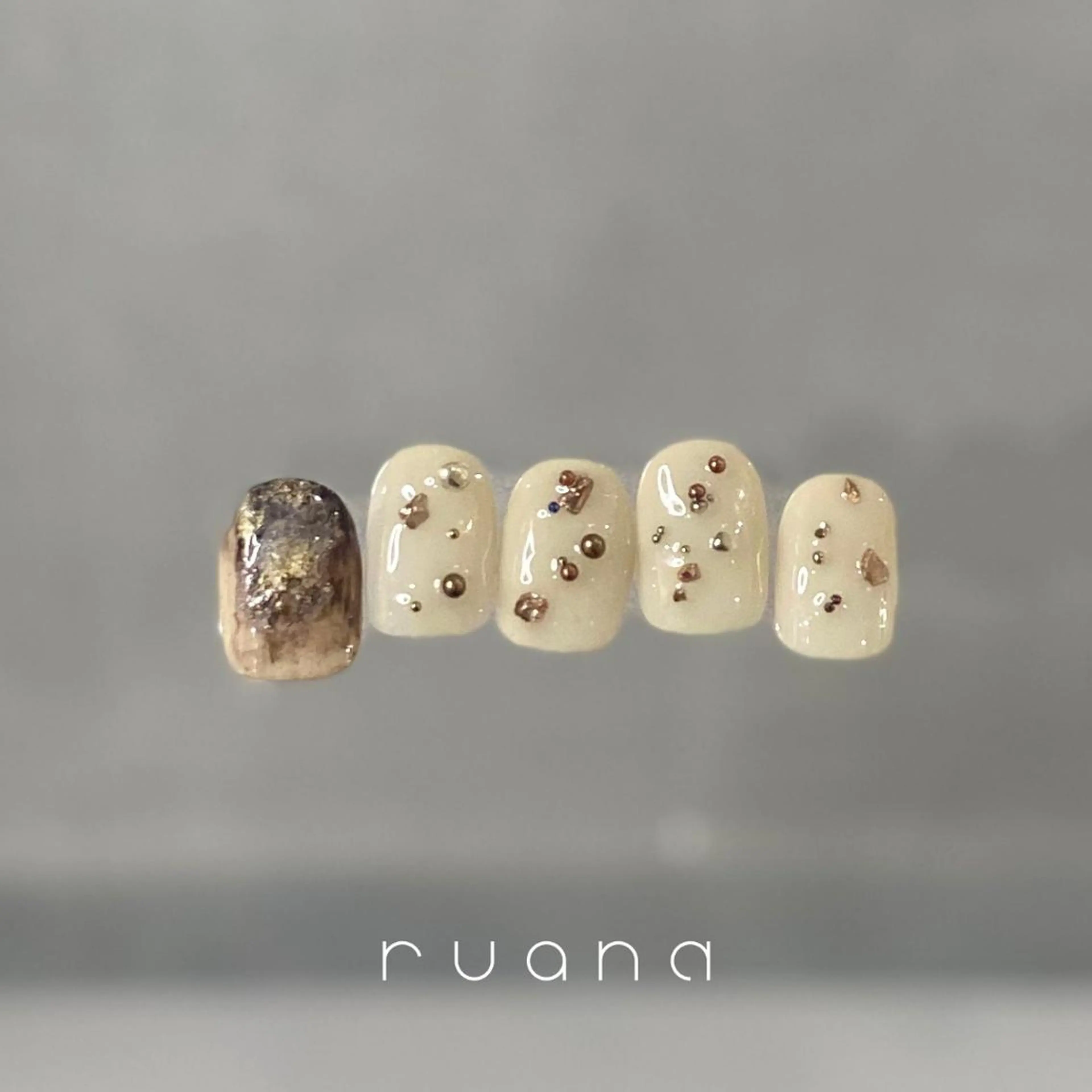 ネイル ニュアンスネイル🧡 rionaのネイルデザイン