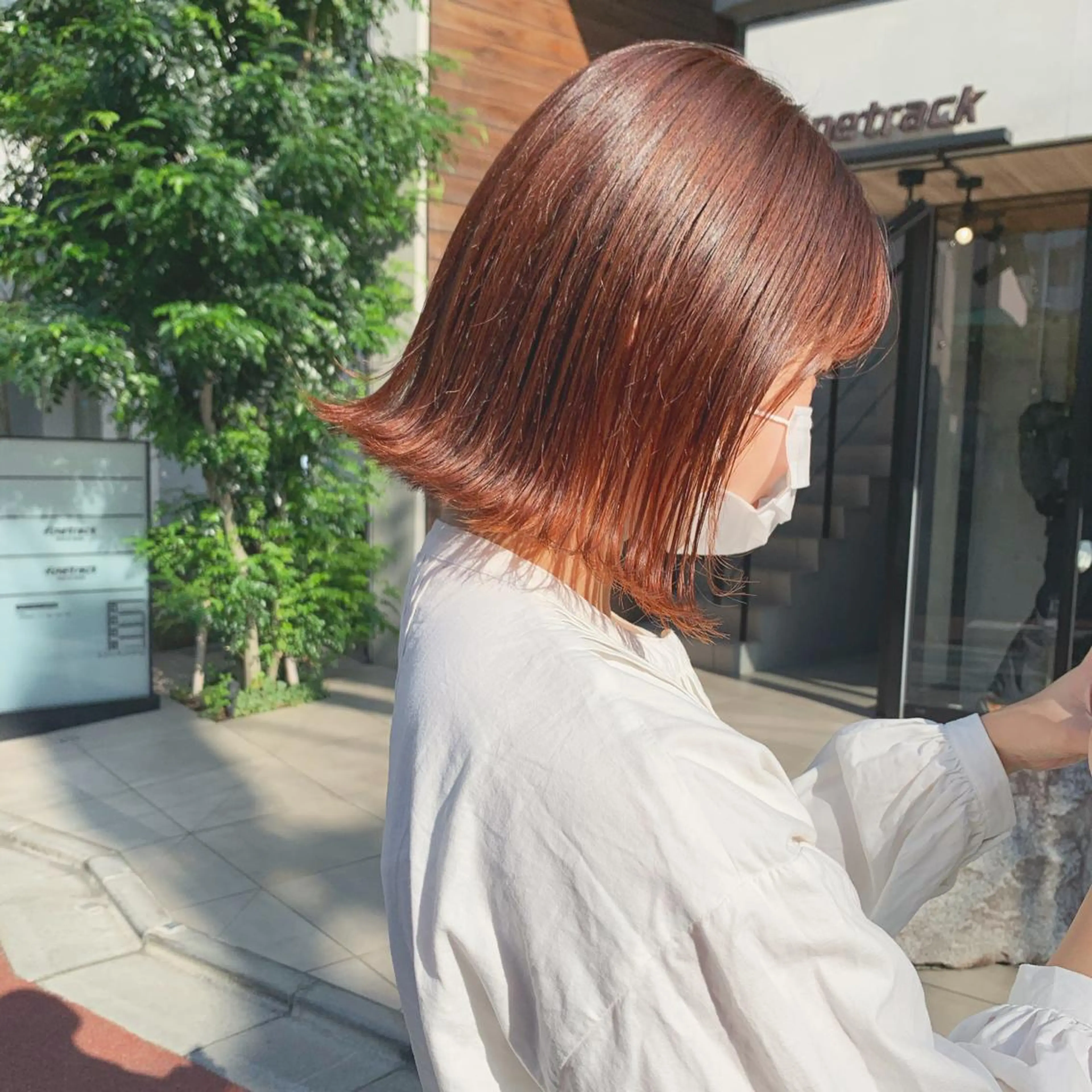 ミディアム カラー ネイル ヘアカラー トリートメント ハイトーン&暗髪🔥 表参道二刀流マエダのヘアスタイル