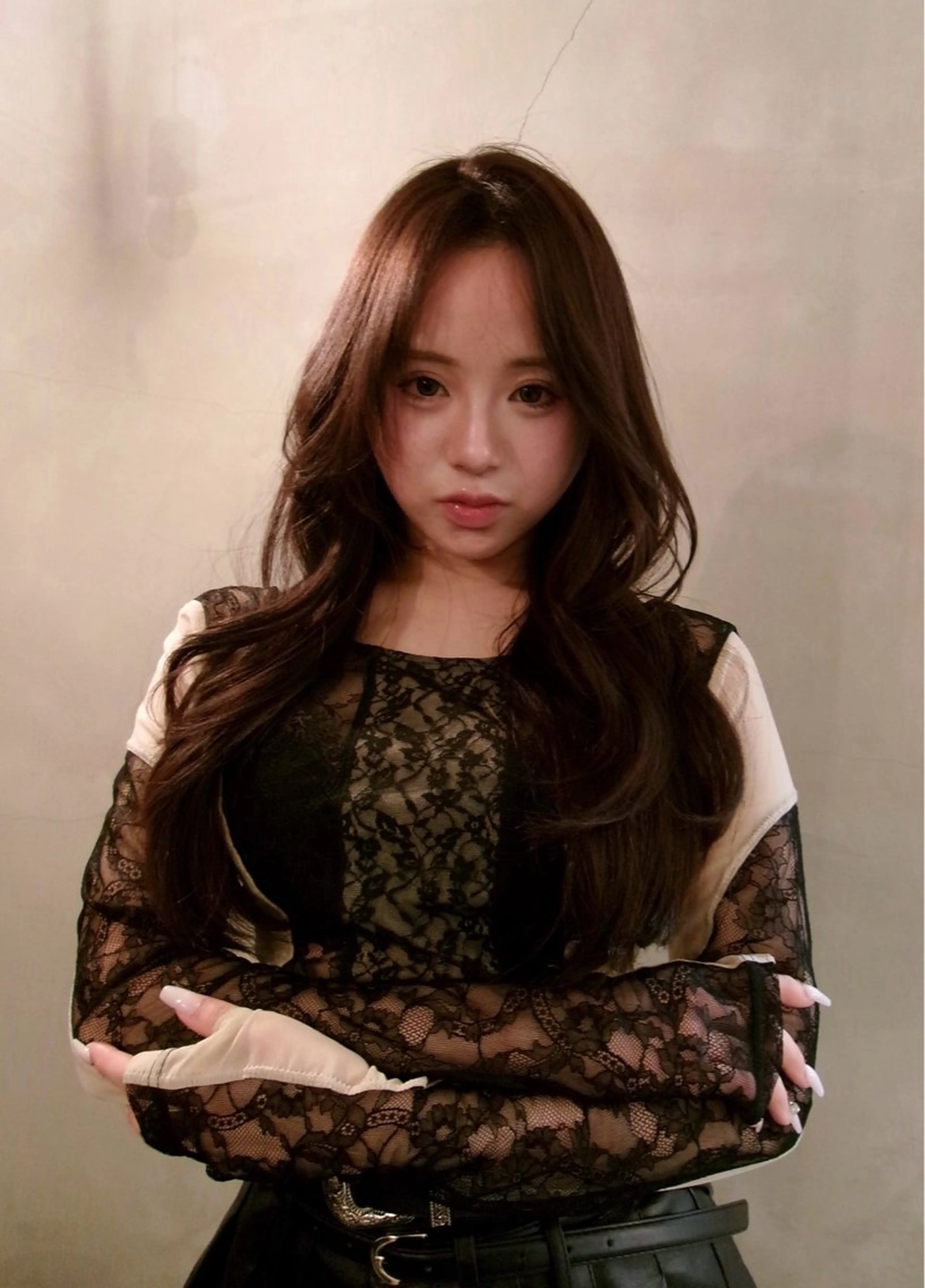 ロング レイヤーカット 林　蓮／レイヤー /透明感カラーのヘアスタイル