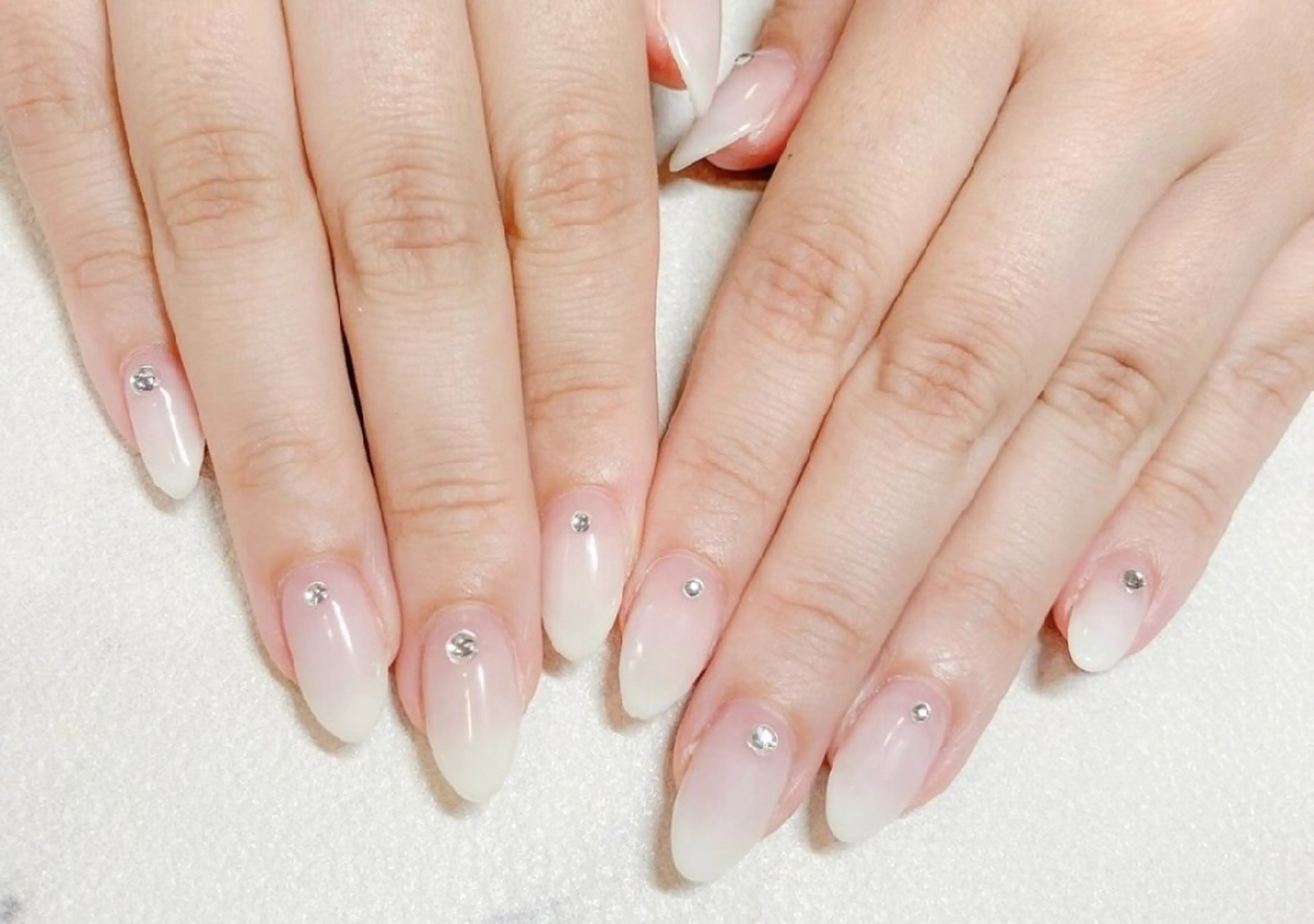 大人気♪ベイビーブーマー🌸カラー2色（オフ+500）の写真