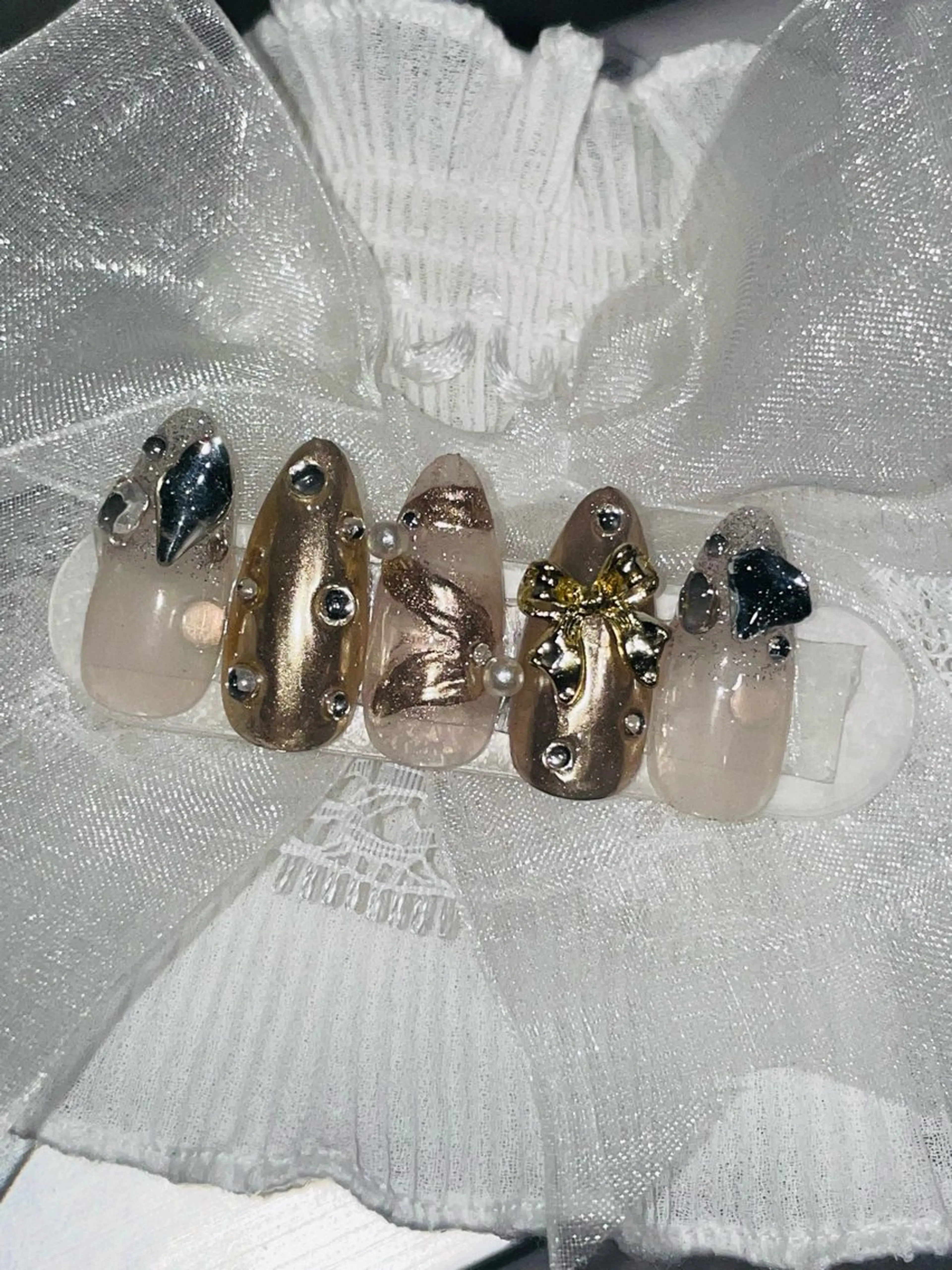 ネイル ゴールド ツイードネイル I-nail Moeのネイルデザイン