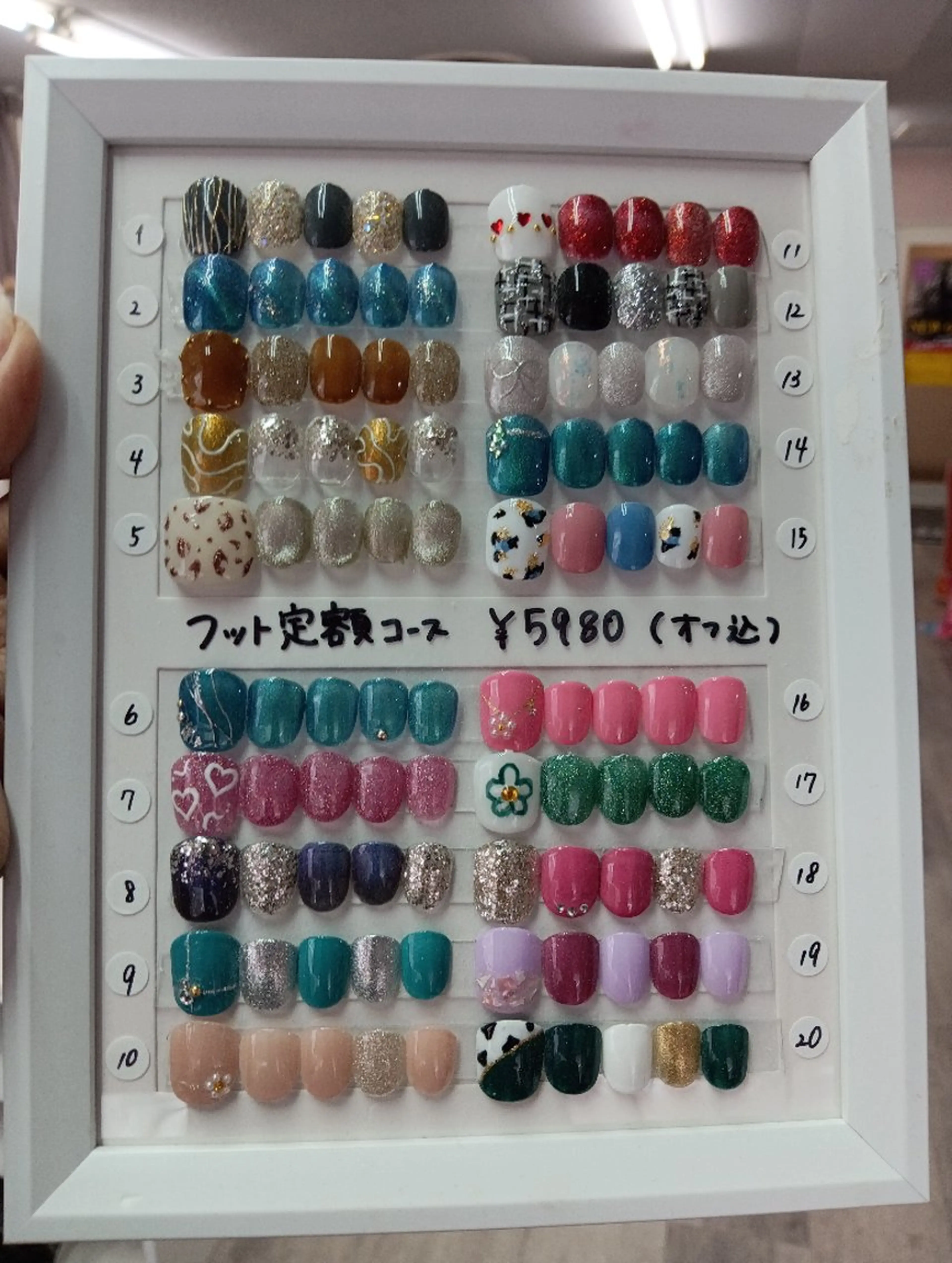 ネイル フットネイル VANNAILSALON 本厚木店所属・VANNAIL 本厚木店のネイルデザイン