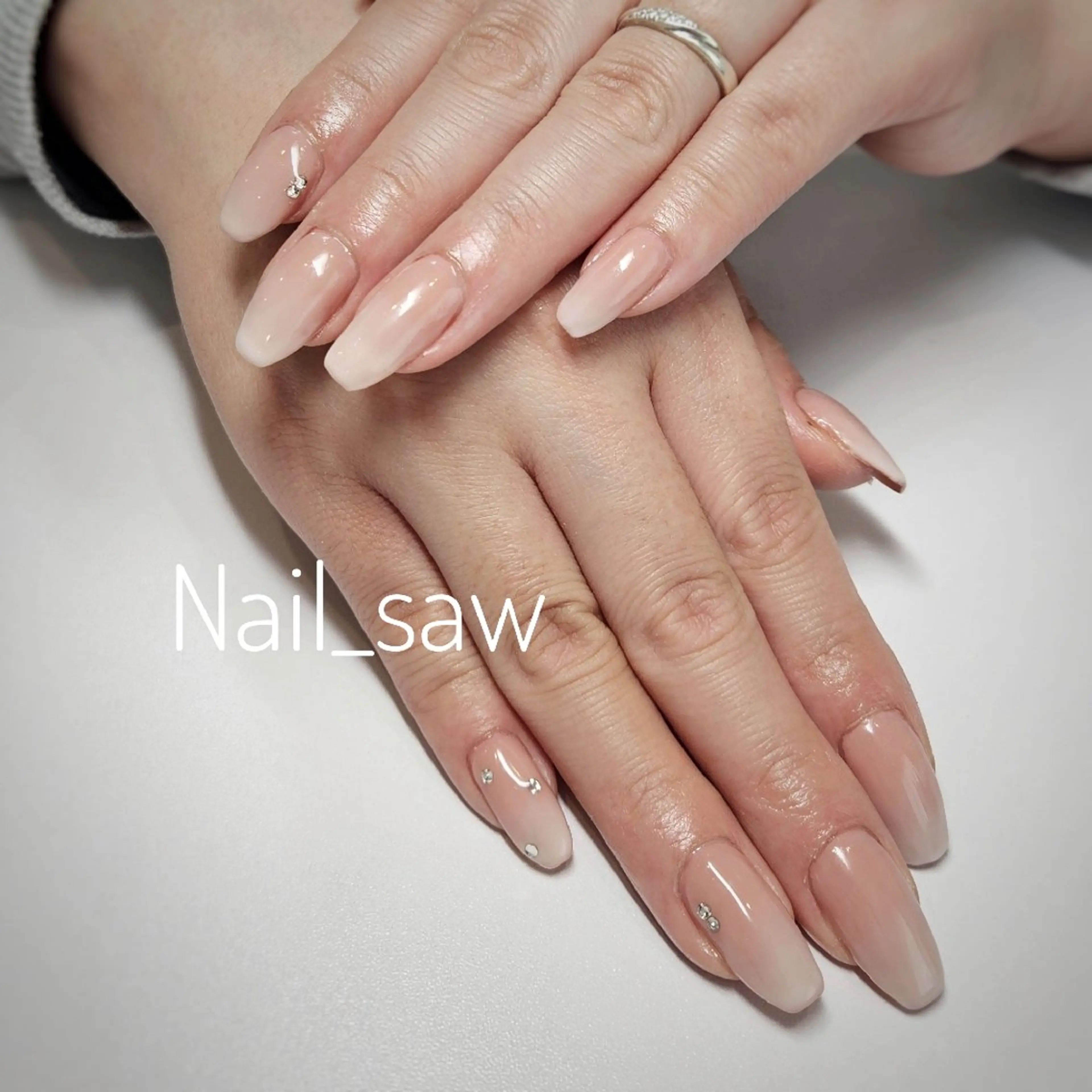 ネイル グラデーション ハンドネイル Y. Saoriのネイルデザイン