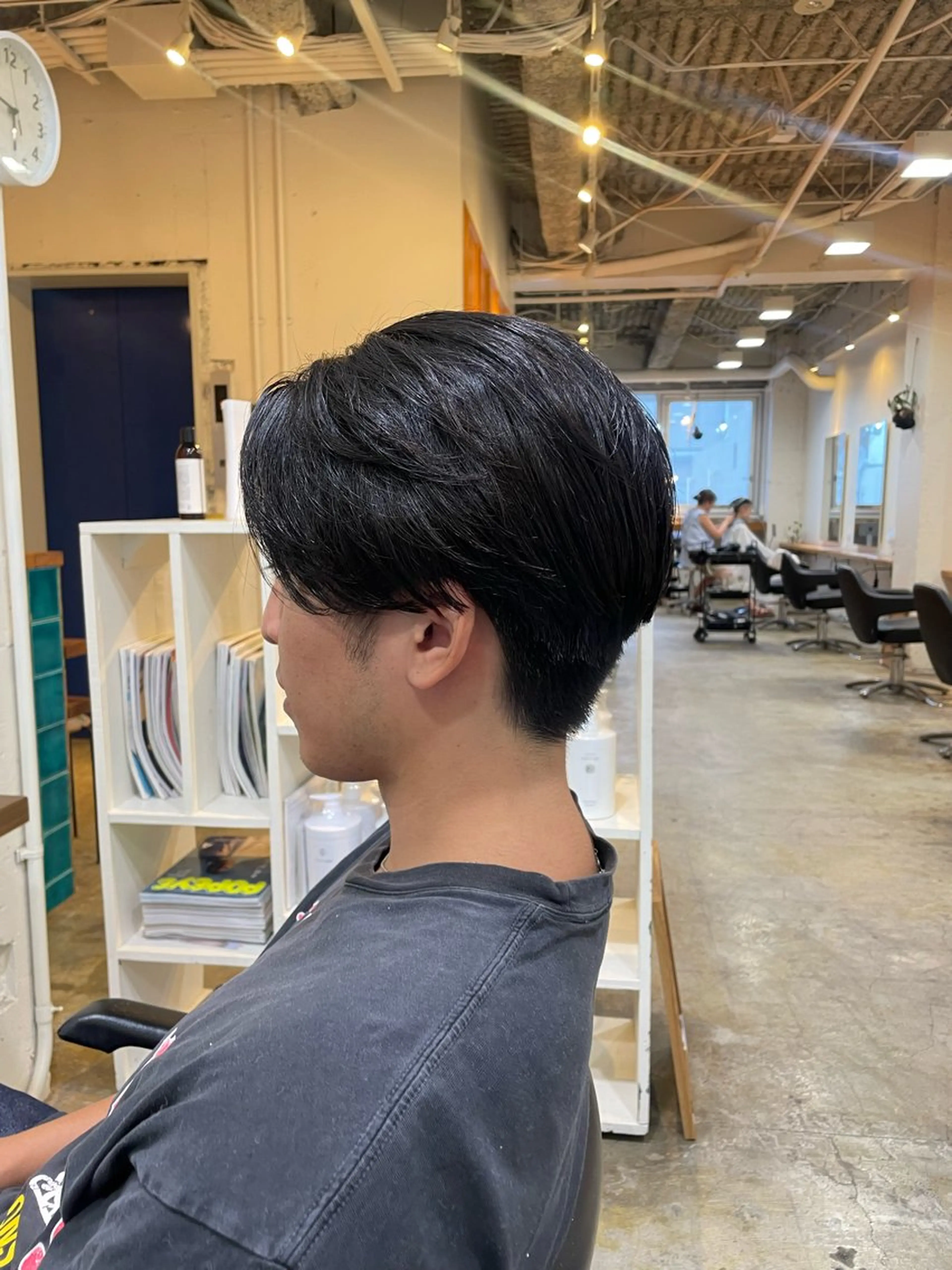 パーマ メンズ センターパート RIN／韓国ヘア レイヤーカットのヘアスタイル