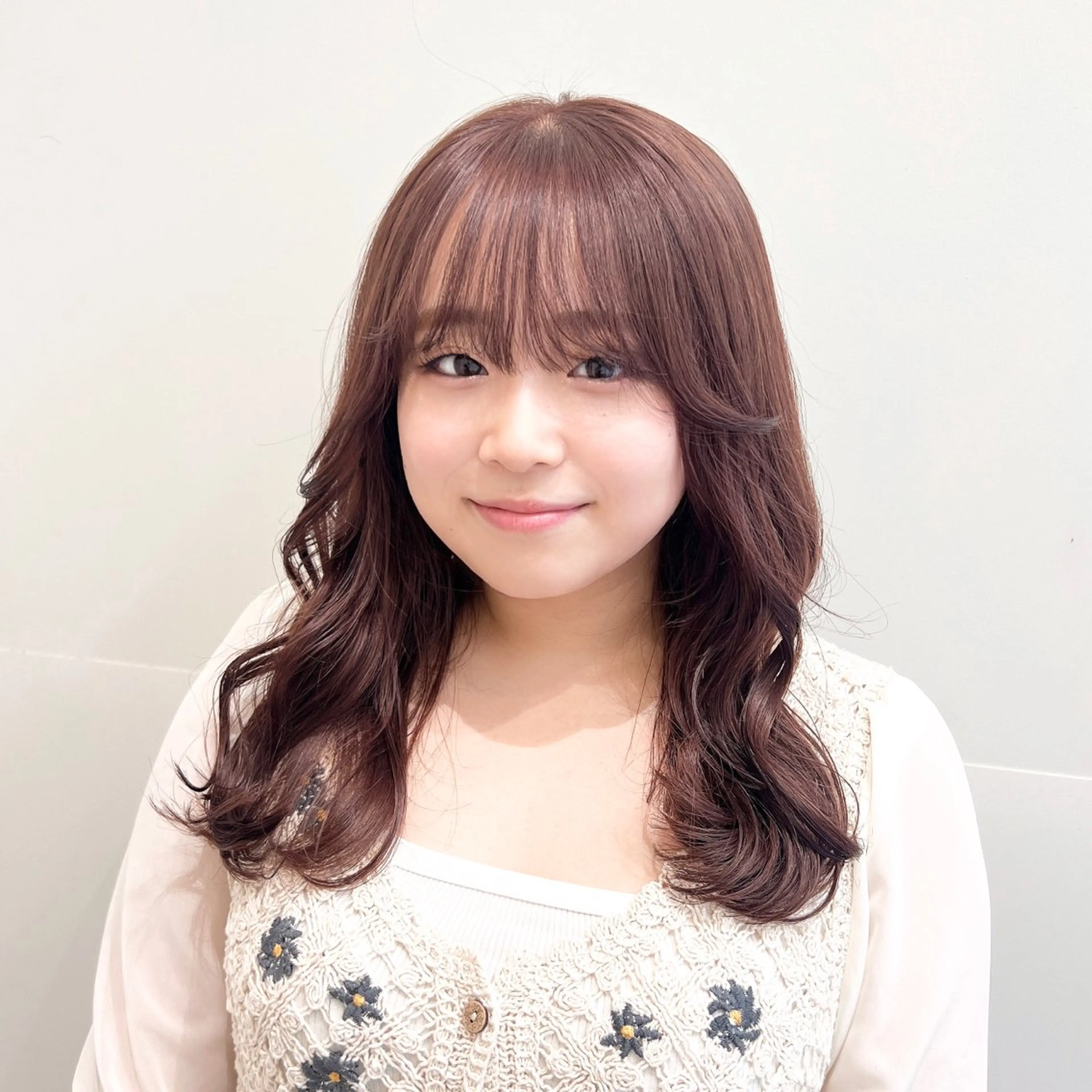 🎀カラー+顔まわり小顔カット（前処理トリートメント付）の写真