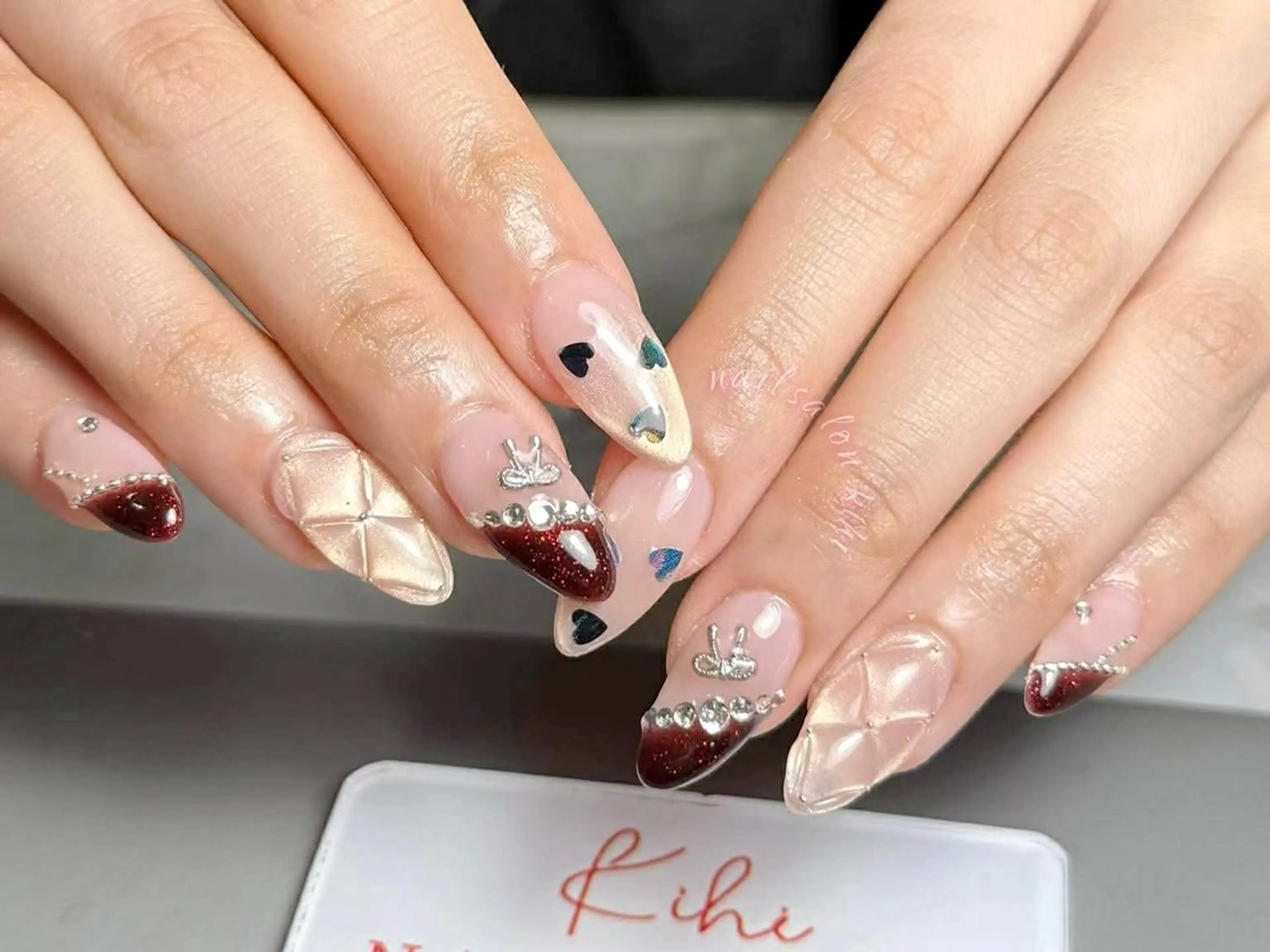 ネイル アートネイル フレンチネイル ジェルネイル グラデーション 韓国ネイル ハンドネイル ハンドケア さくら💮💮 【オフ無料】のネイルデザイン