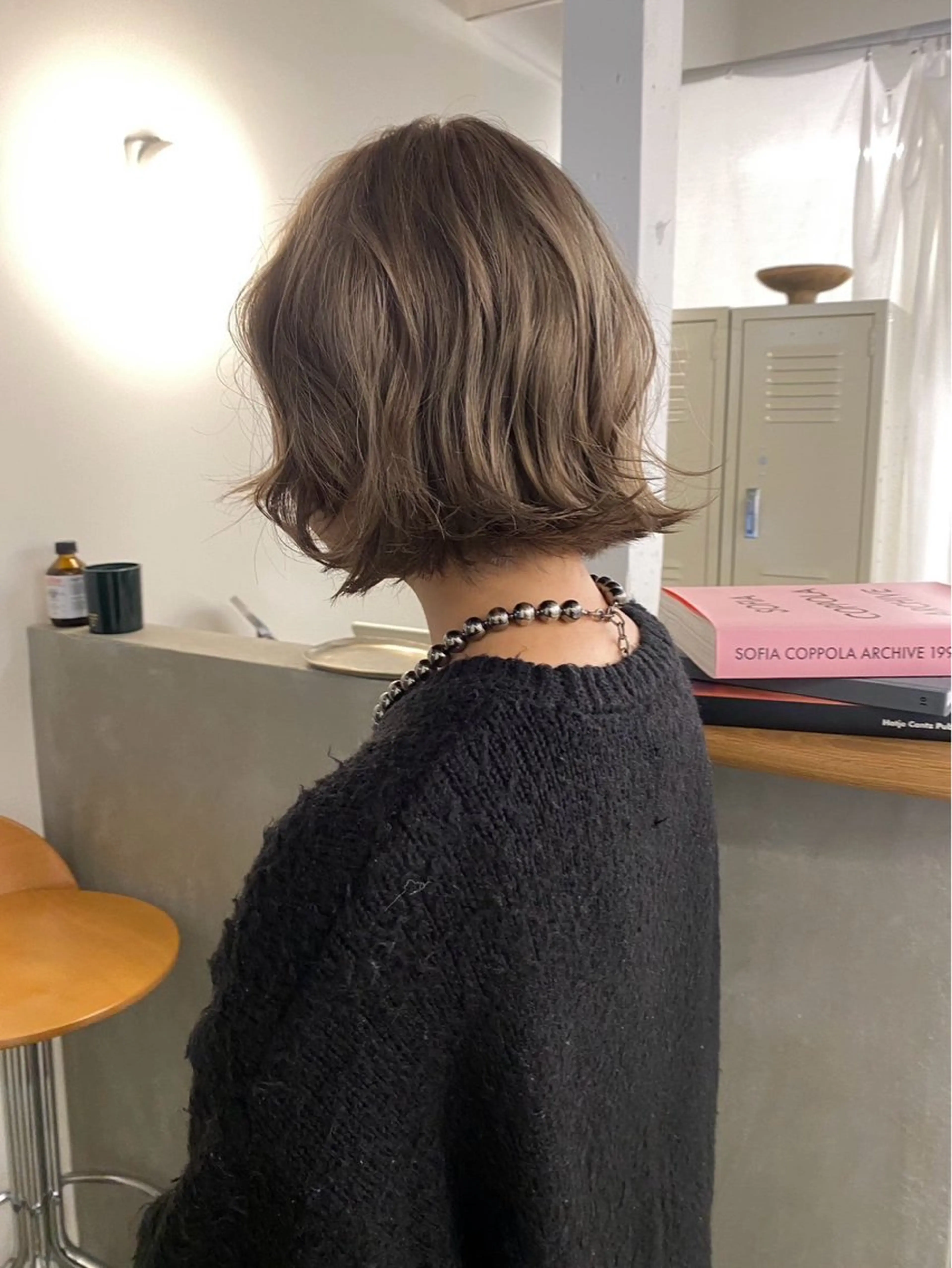 ショート カラー グレージュ ヘアカラー tonari所属・透明感カラー/中崎町 fukaのヘアスタイル