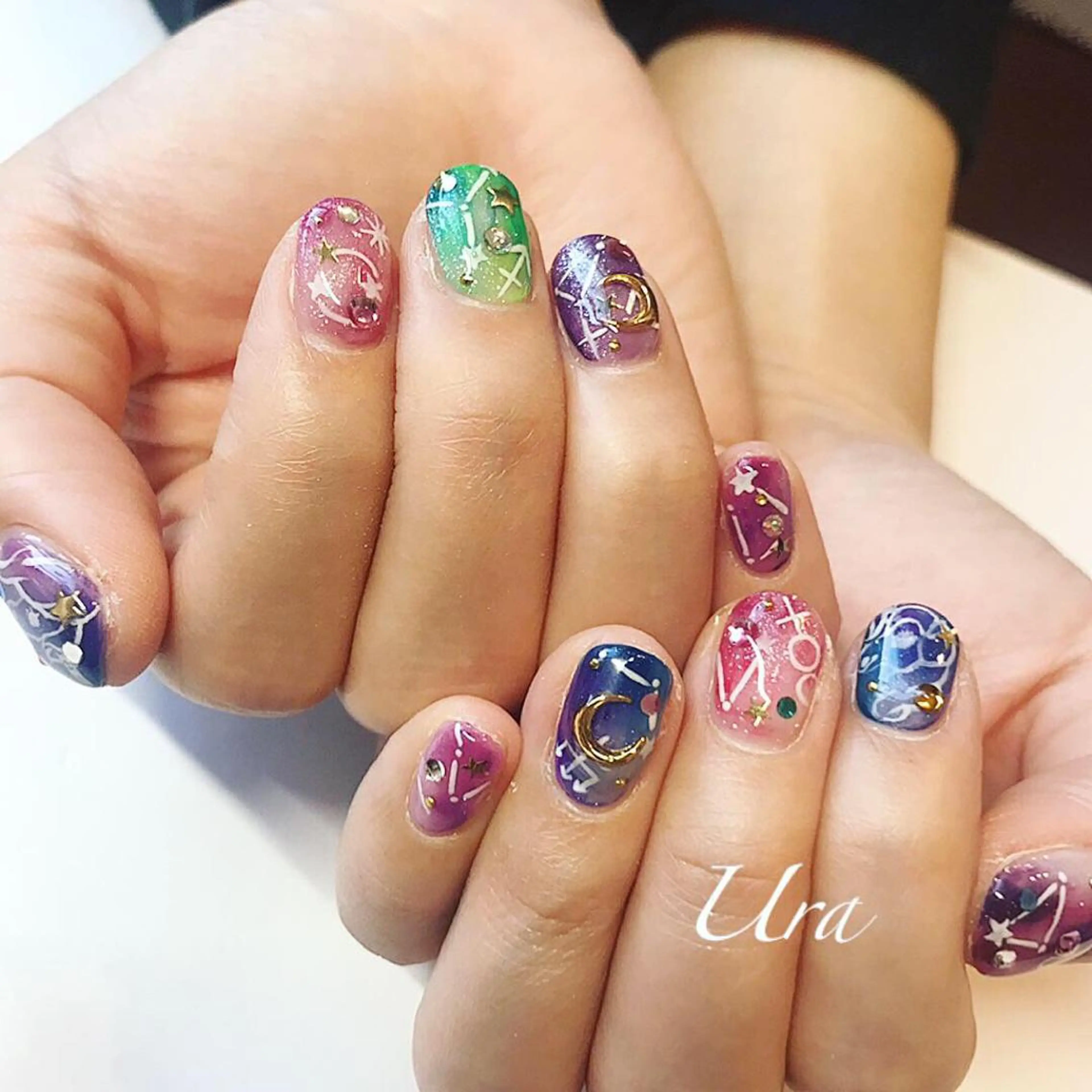 ネイル UrakoNail 《nail》のネイルデザイン