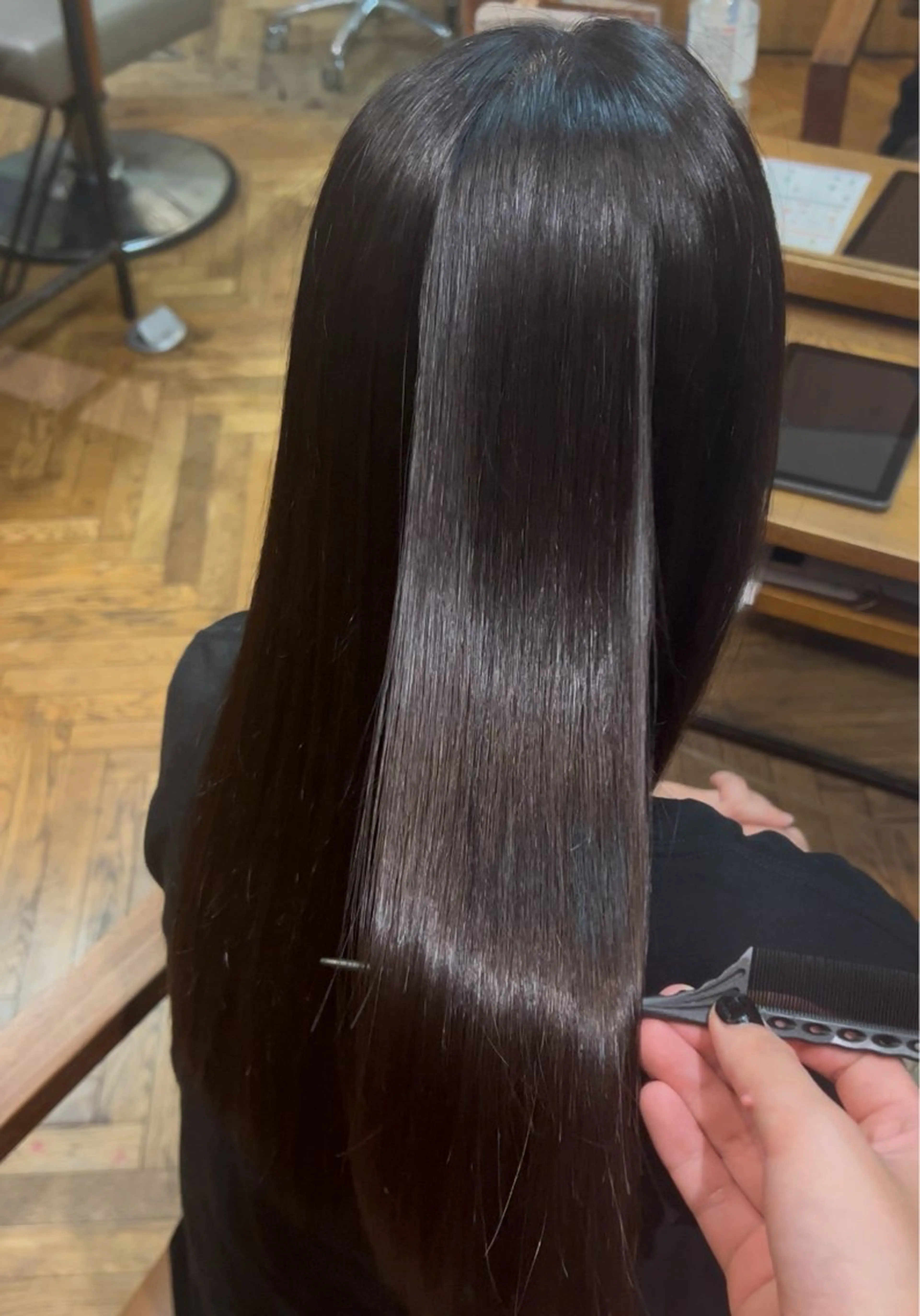【一人一人に合わせたケア】オーダーメイドトリートメント+似合わせ前髪カットの写真