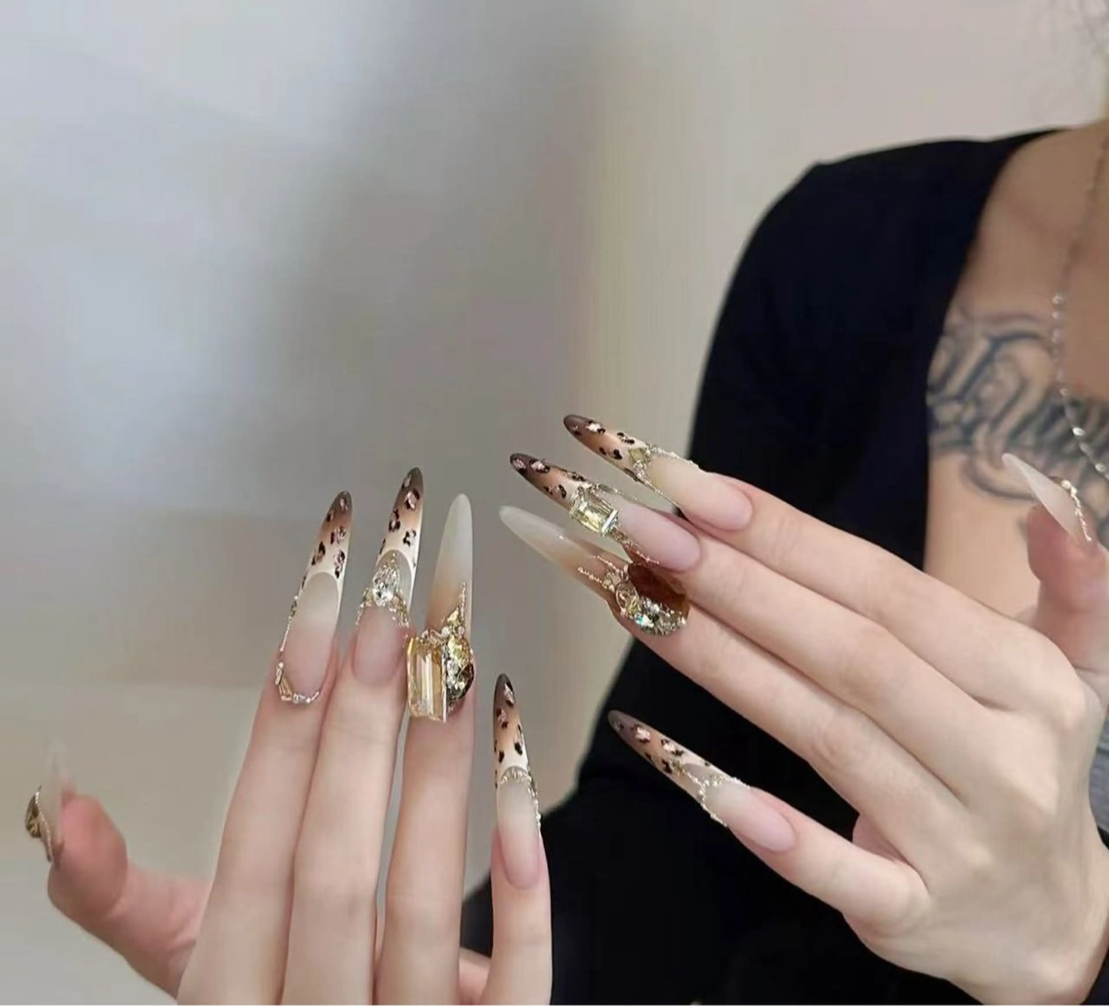 【HAND 折れにくさ&モチ◎】スーパーロング持ち込みデザインやり放題コースの写真