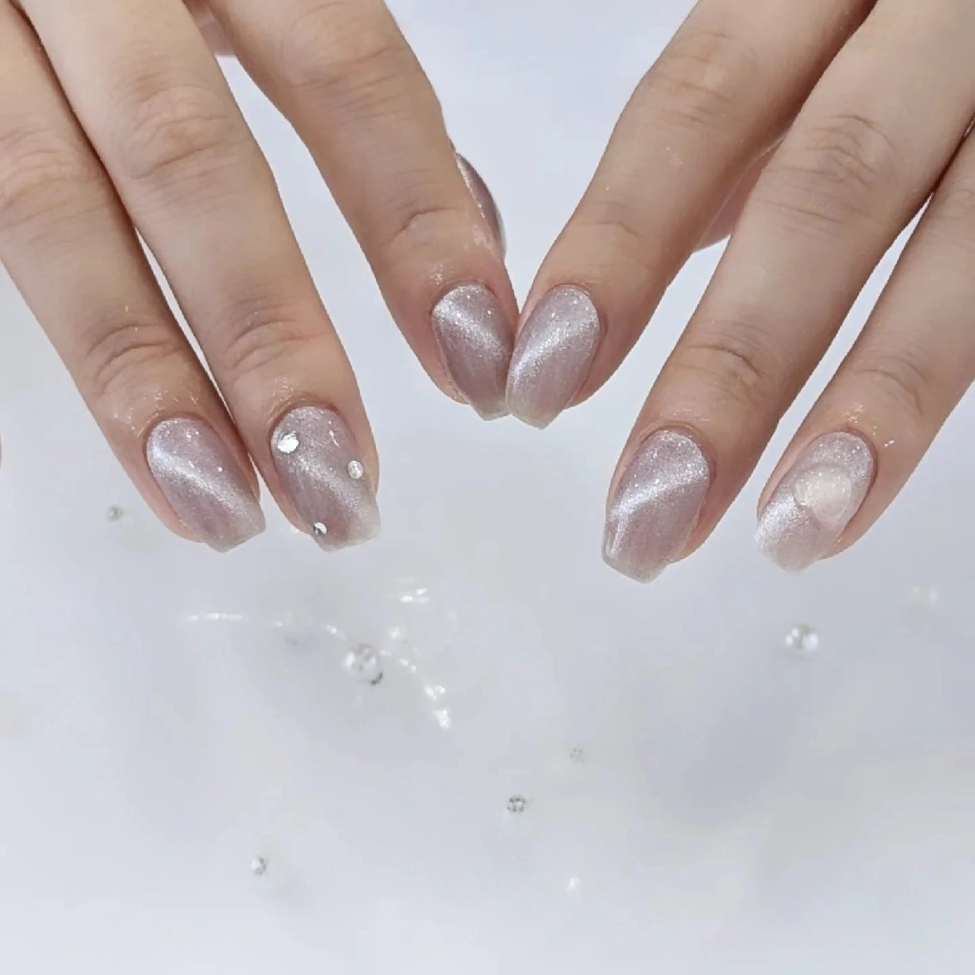 ネイル マグネットネイル Lily nail 船橋 yuki🍒のネイルデザイン