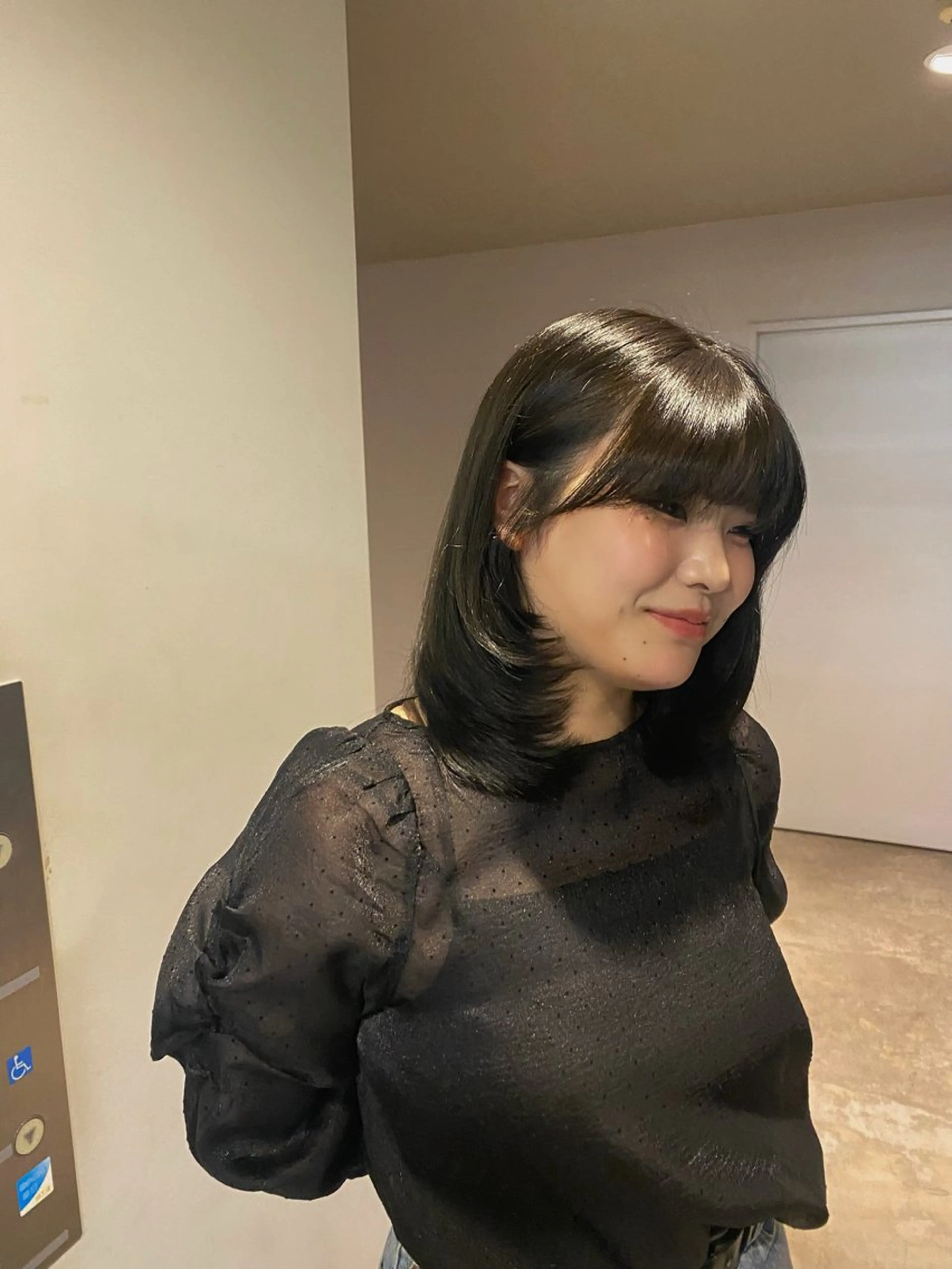 ミディアム カラー MIYUU OTANIのヘアスタイル