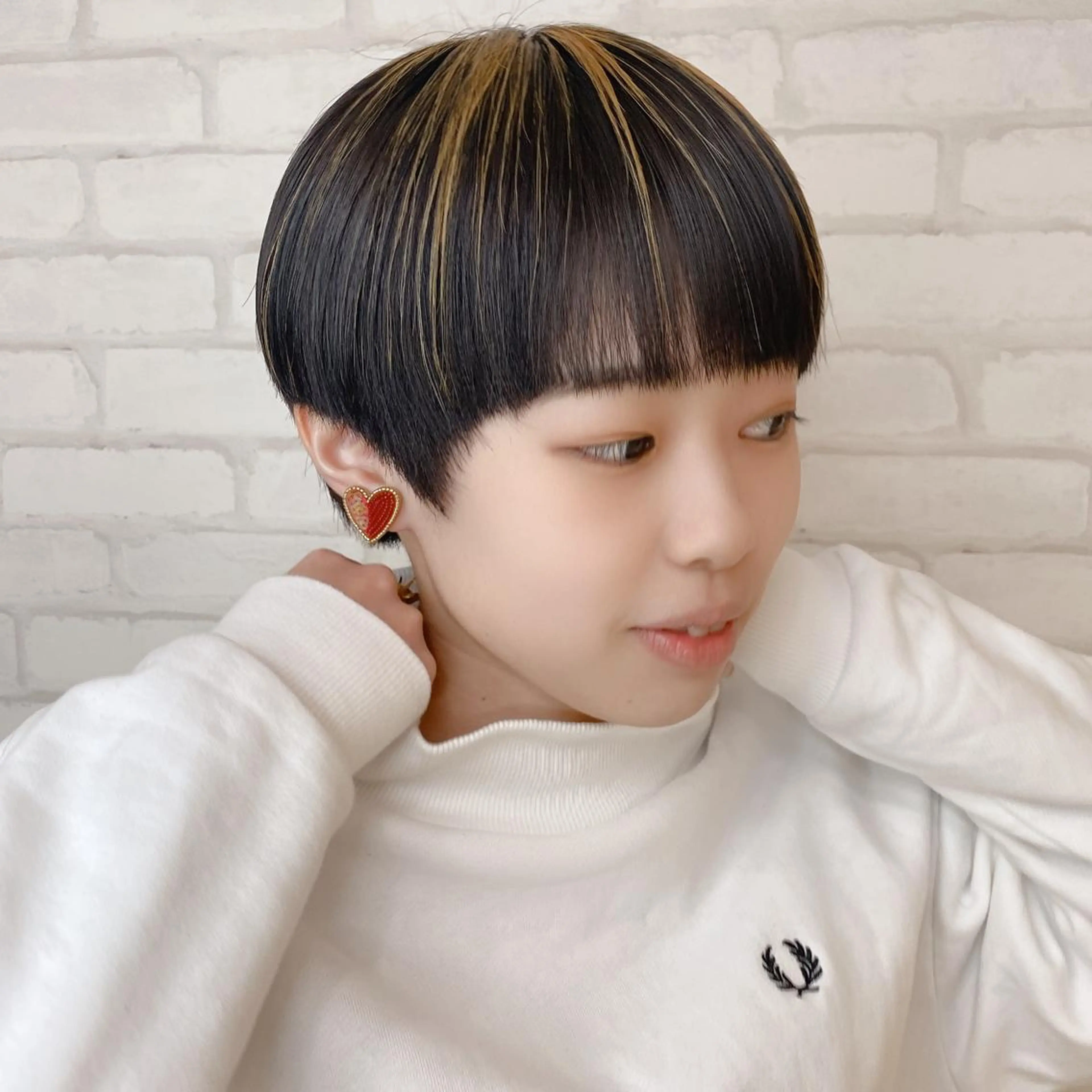 ショート カラー abilita AZUSAのヘアスタイル