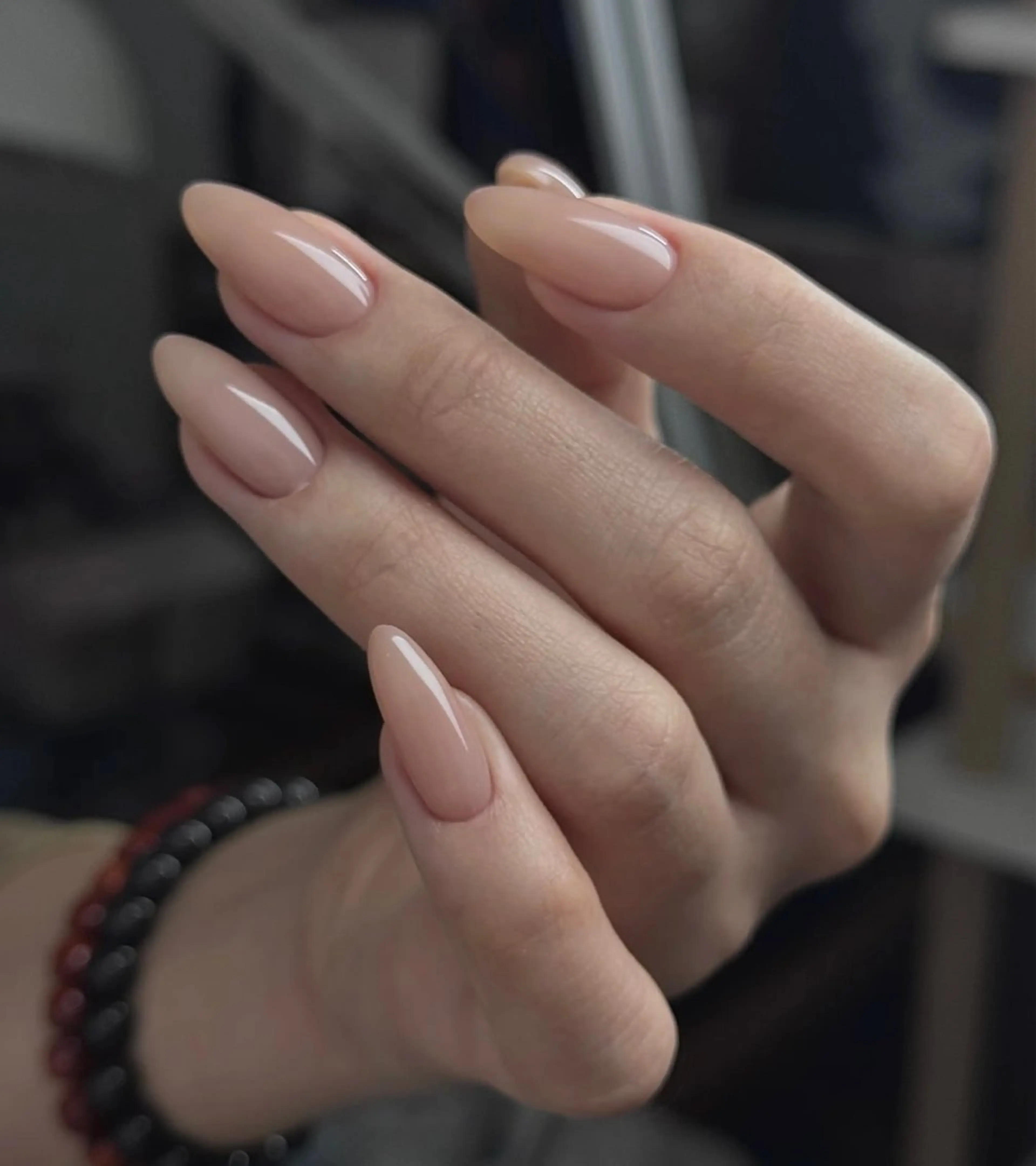 ネイル フレンチネイル ジェルネイル ガーリー グラデーション キラキラネイル ハンドネイル Liora nail 1のネイルデザイン