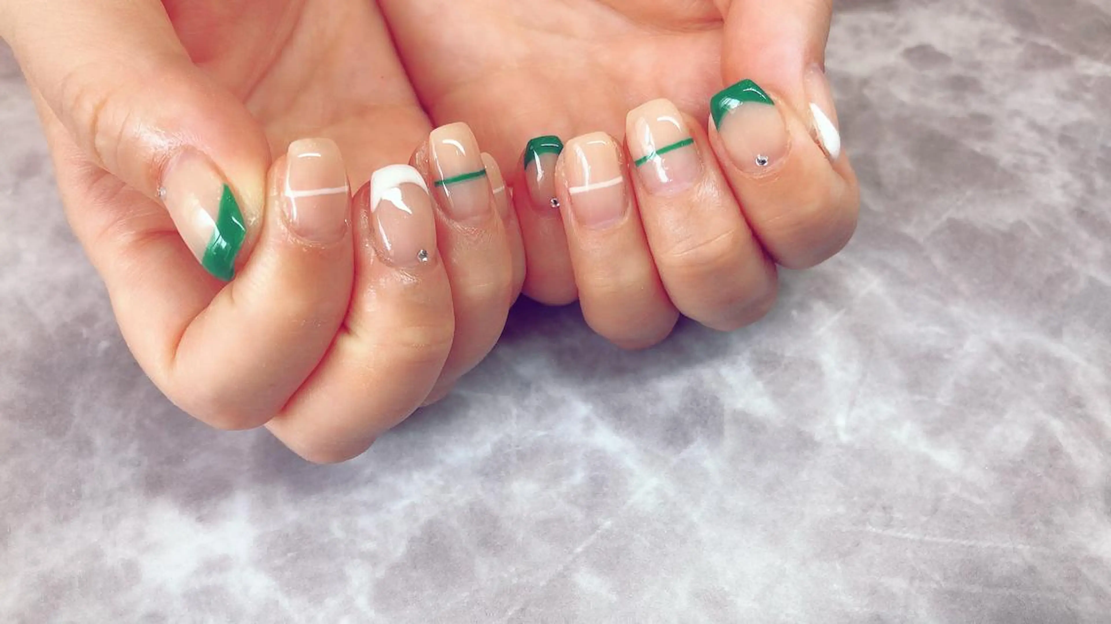 ネイル noix nail &eyeのネイルデザイン